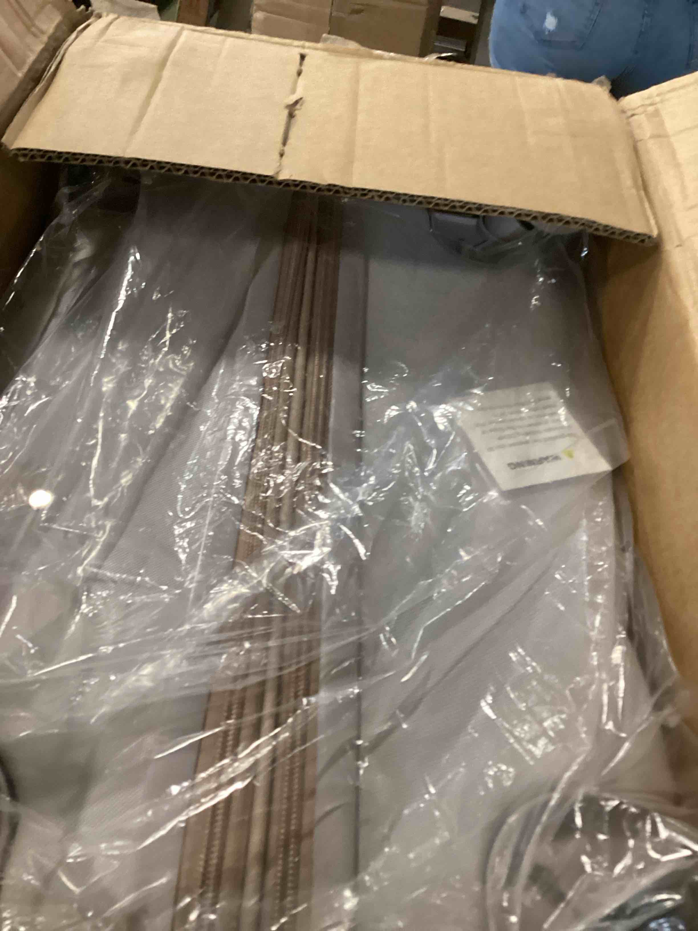 https://s3.amazonaws.com/lotting-images-prod/bidfta/PPE3477312_1749820603131.jpeg