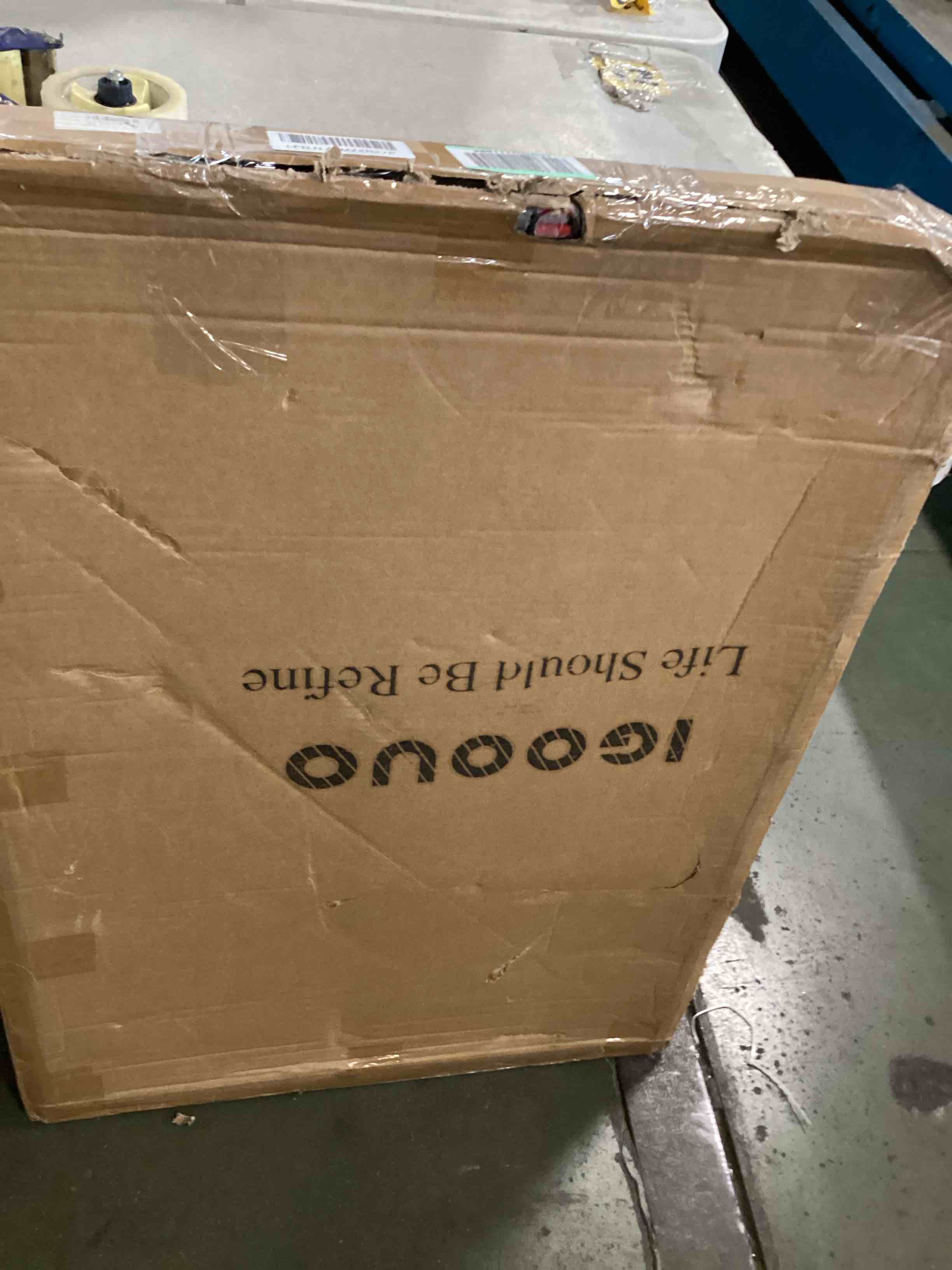 https://s3.amazonaws.com/lotting-images-prod/bidfta/PPE3477341_1749825311544.jpeg
