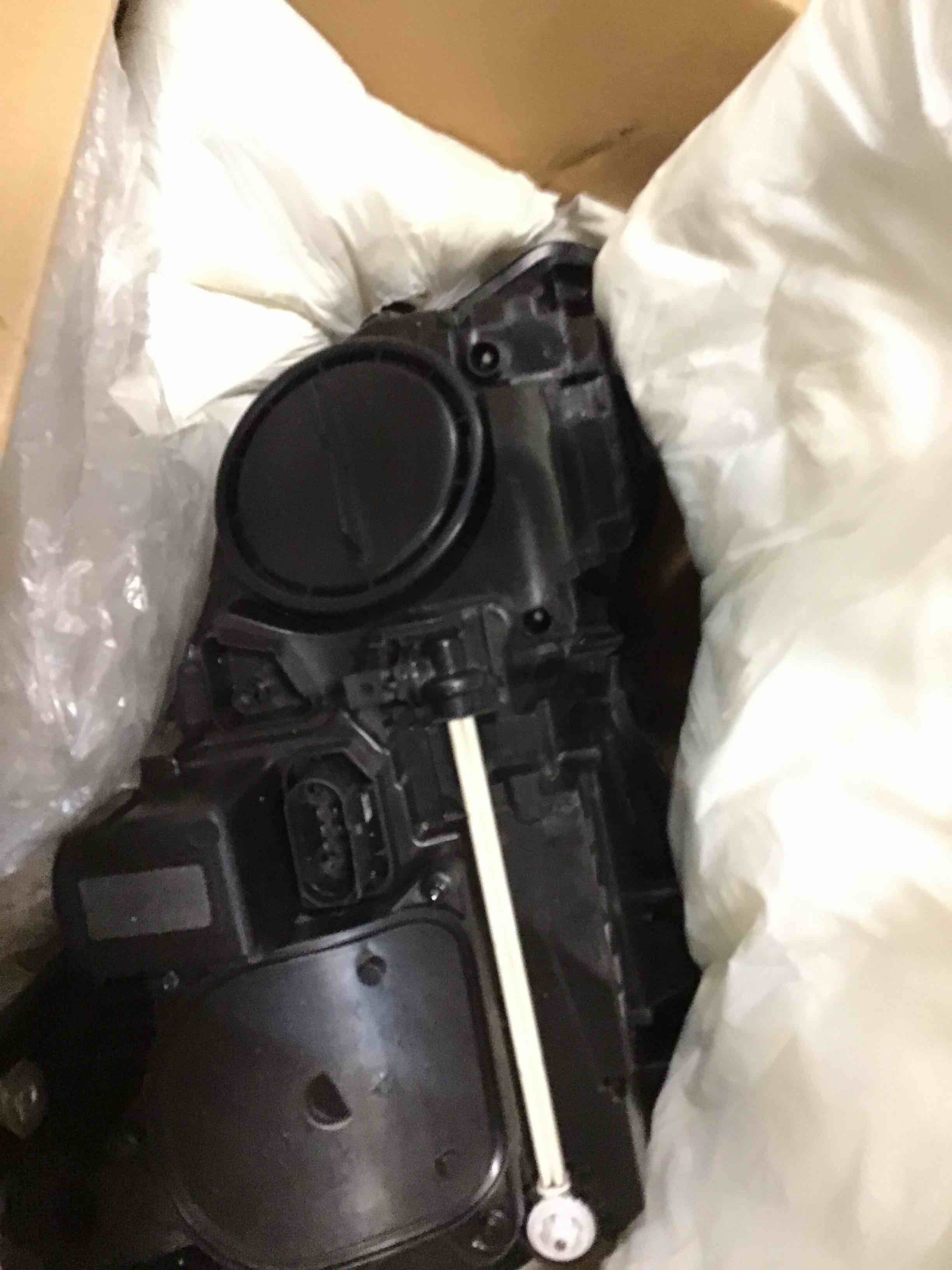 https://s3.amazonaws.com/lotting-images-prod/bidfta/PPE3479424_1747310772936.jpeg