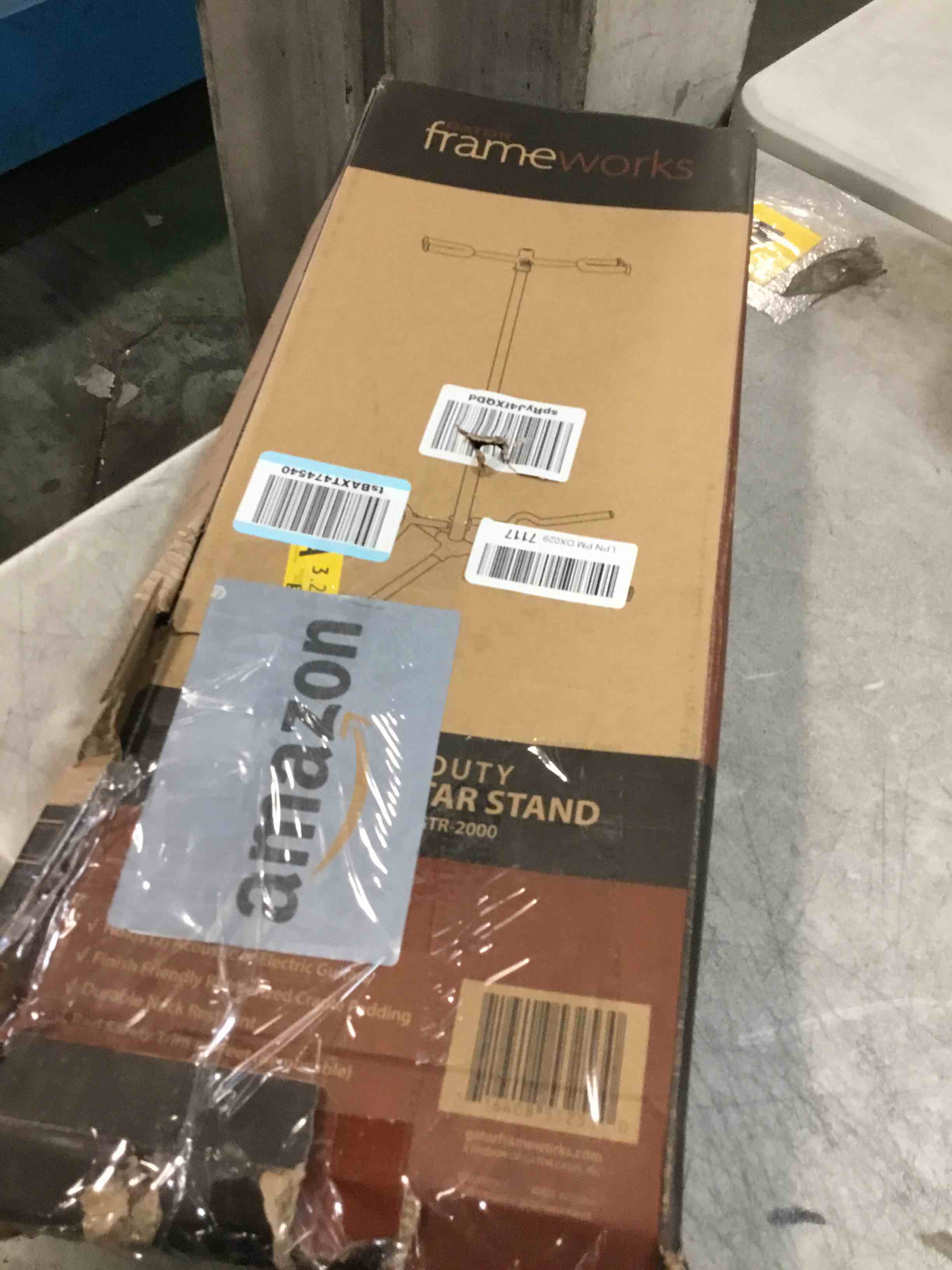 https://s3.amazonaws.com/lotting-images-prod/bidfta/PPE3481239_1746795708516.jpeg