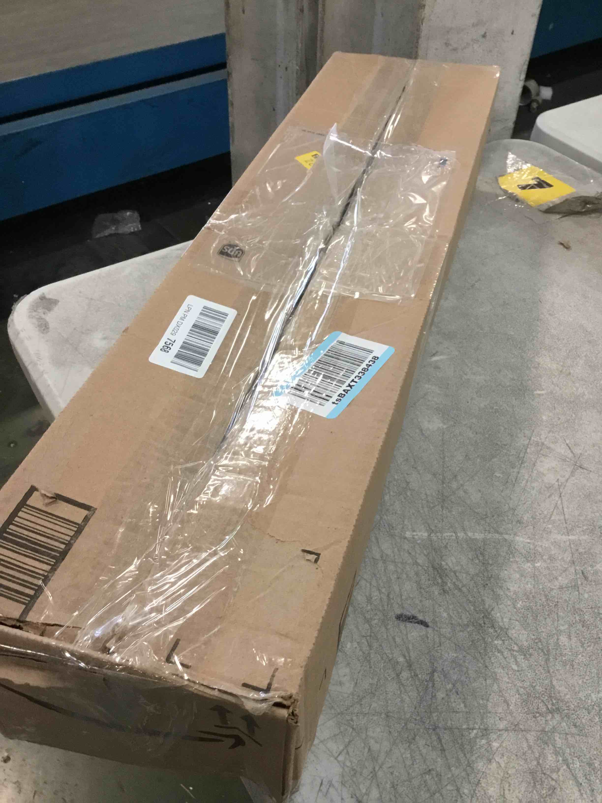 https://s3.amazonaws.com/lotting-images-prod/bidfta/PPE3481411_1746819232125.jpeg