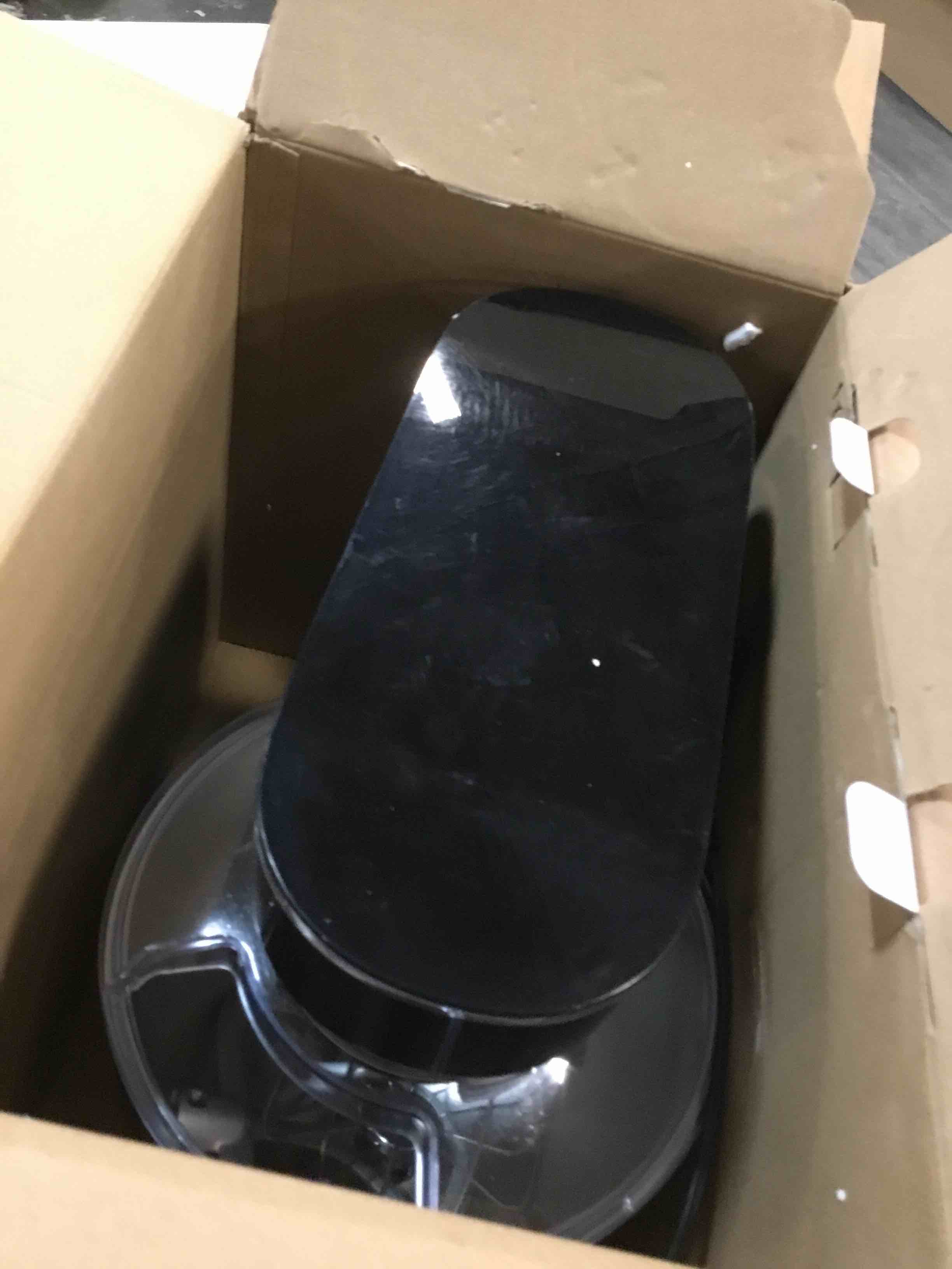 https://s3.amazonaws.com/lotting-images-prod/bidfta/PPE3481997_1747253196840.jpeg