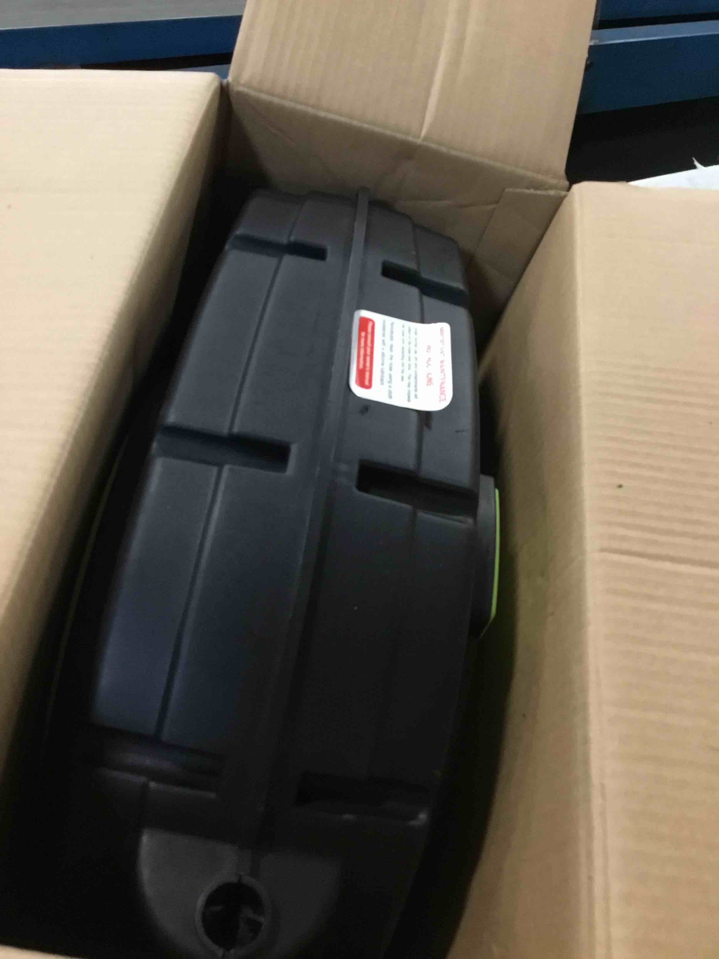 https://s3.amazonaws.com/lotting-images-prod/bidfta/PPE3482004_1747310904592.jpeg