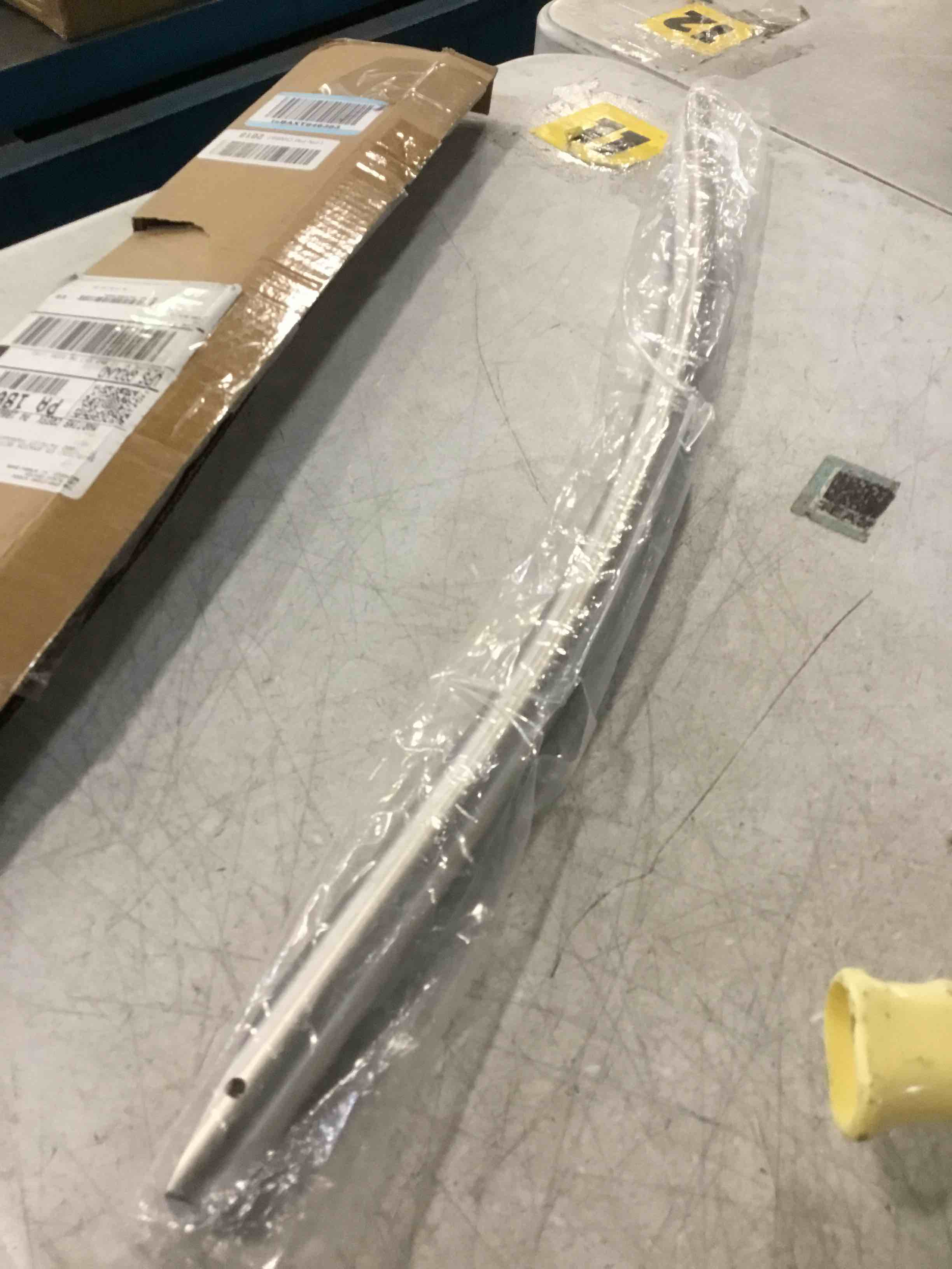 https://s3.amazonaws.com/lotting-images-prod/bidfta/PPE3482187_1747335110733.jpeg