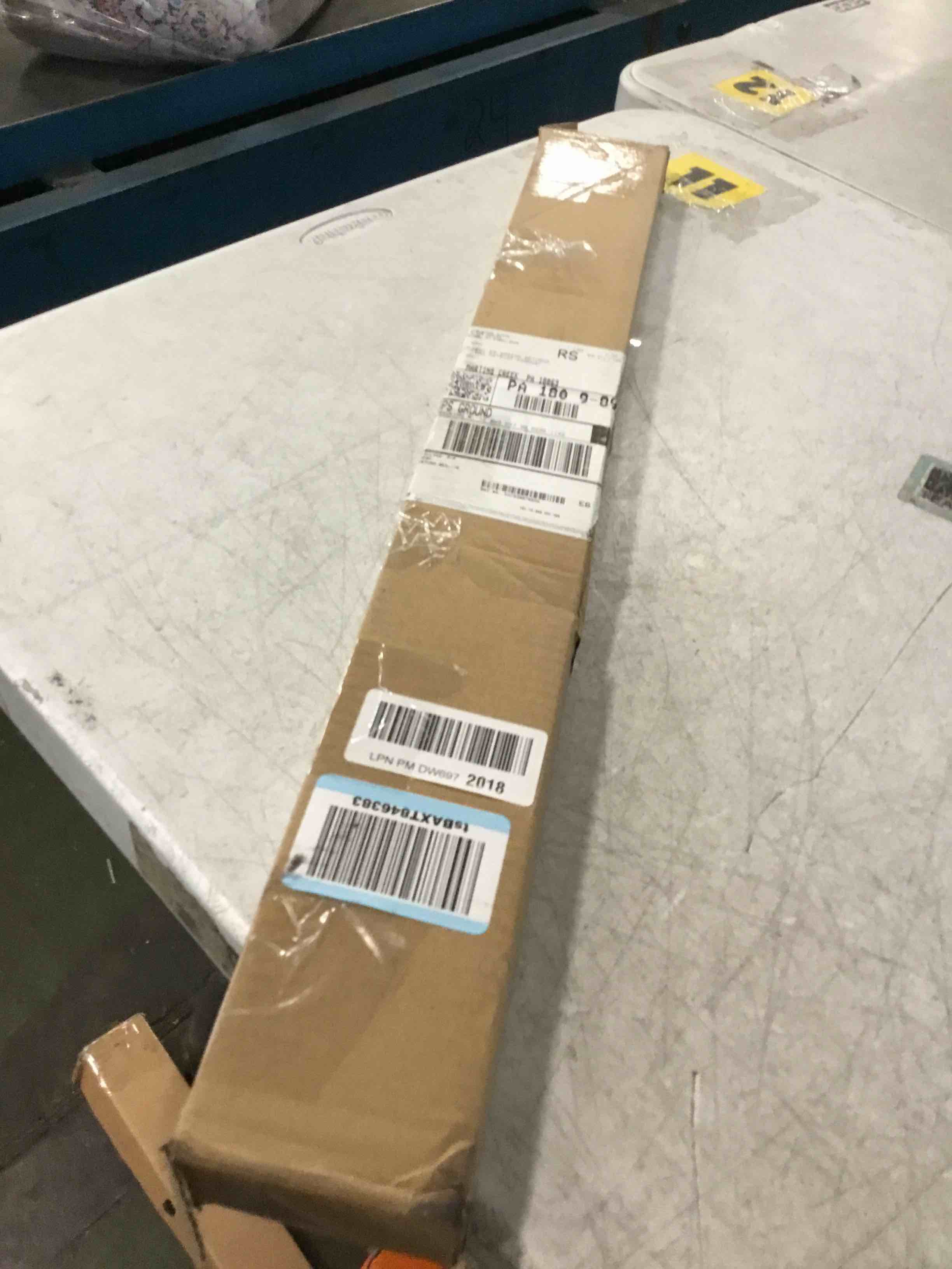 https://s3.amazonaws.com/lotting-images-prod/bidfta/PPE3482187_1747335141676.jpeg