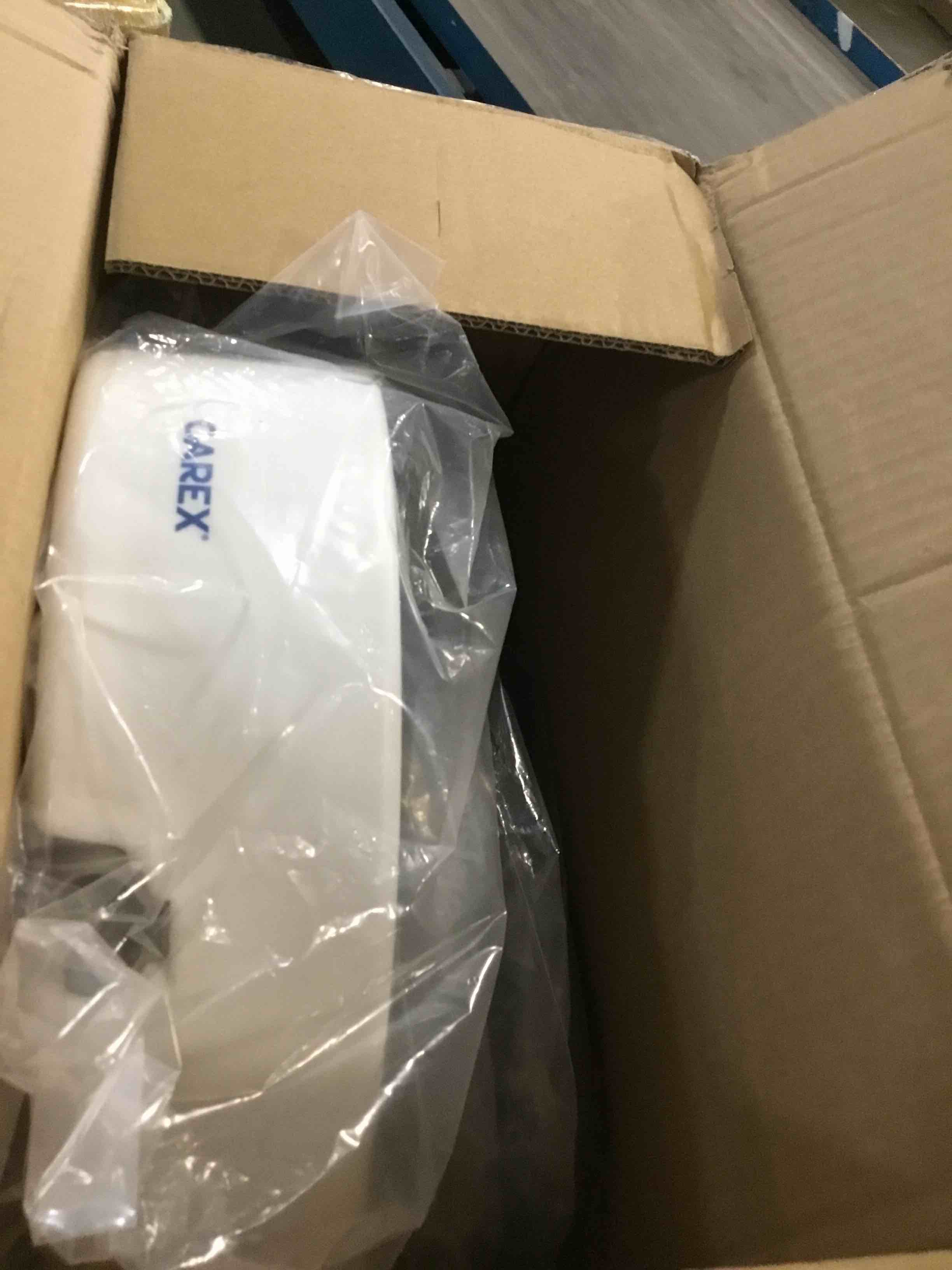 https://s3.amazonaws.com/lotting-images-prod/bidfta/PPE3482392_1747423978949.jpeg