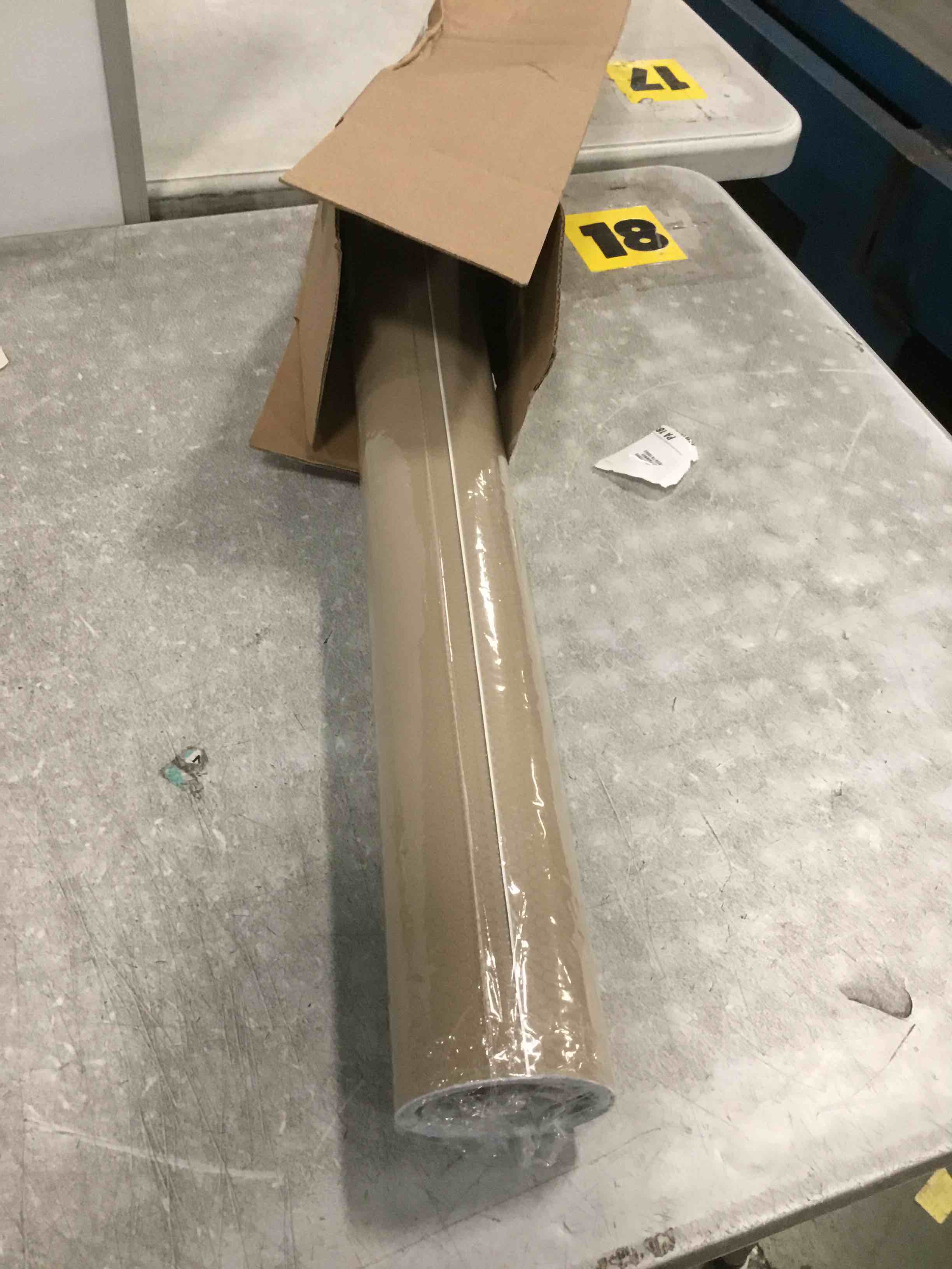 https://s3.amazonaws.com/lotting-images-prod/bidfta/PPE3483343_1748348251172.jpeg