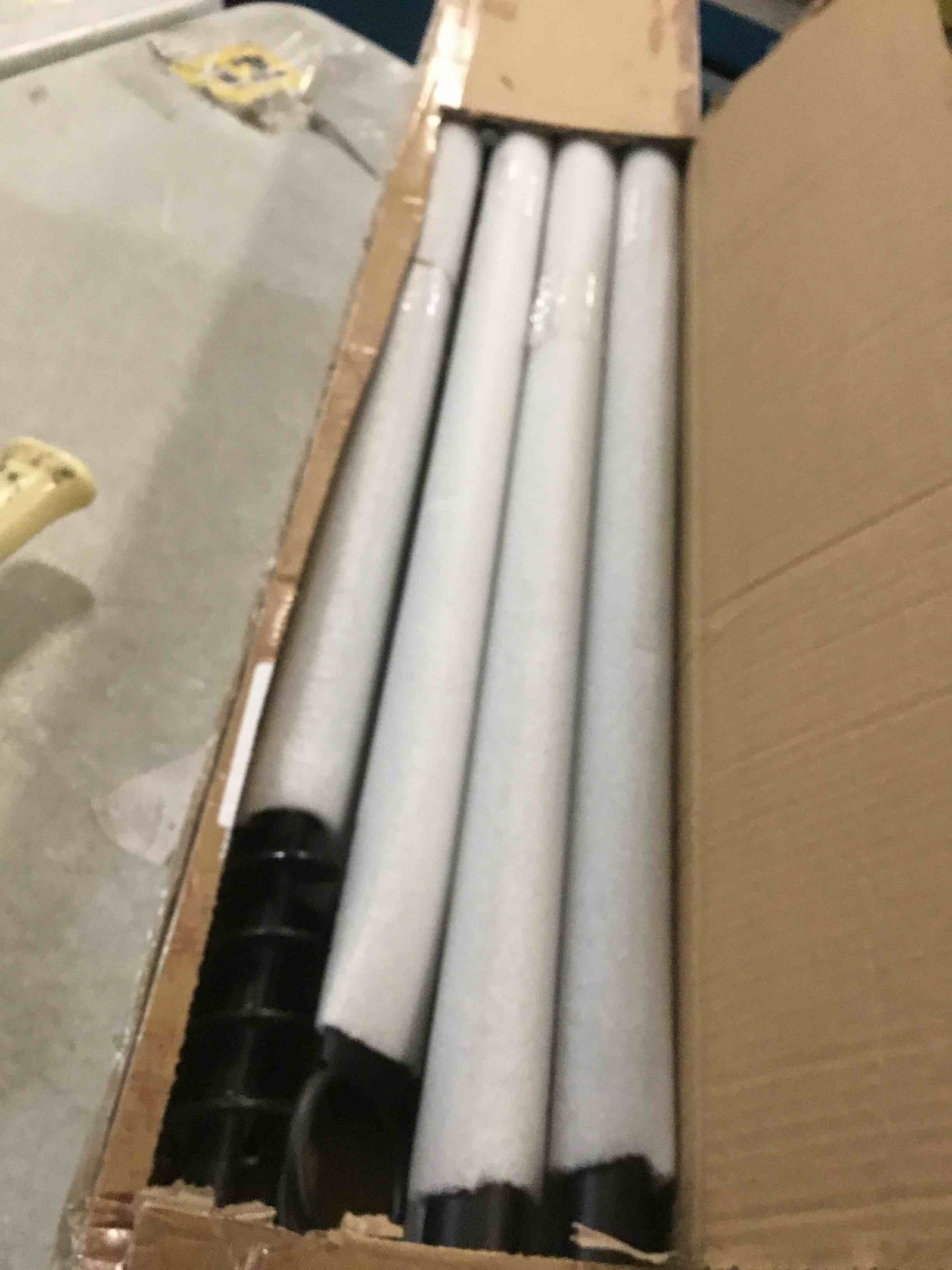 https://s3.amazonaws.com/lotting-images-prod/bidfta/PPE3483878_1748954793398.jpeg