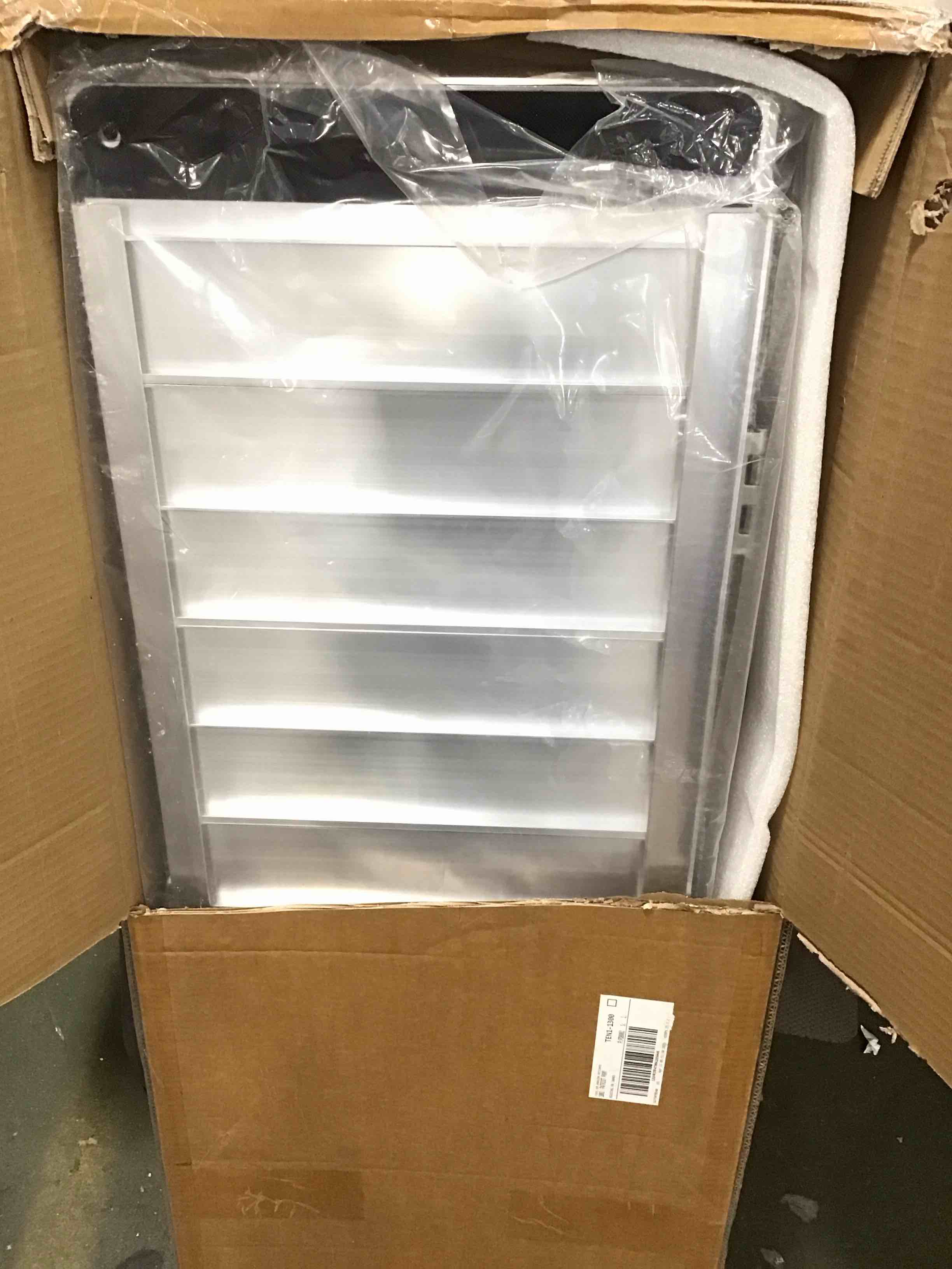 https://s3.amazonaws.com/lotting-images-prod/bidfta/PPE3484019_1746543742950.jpeg