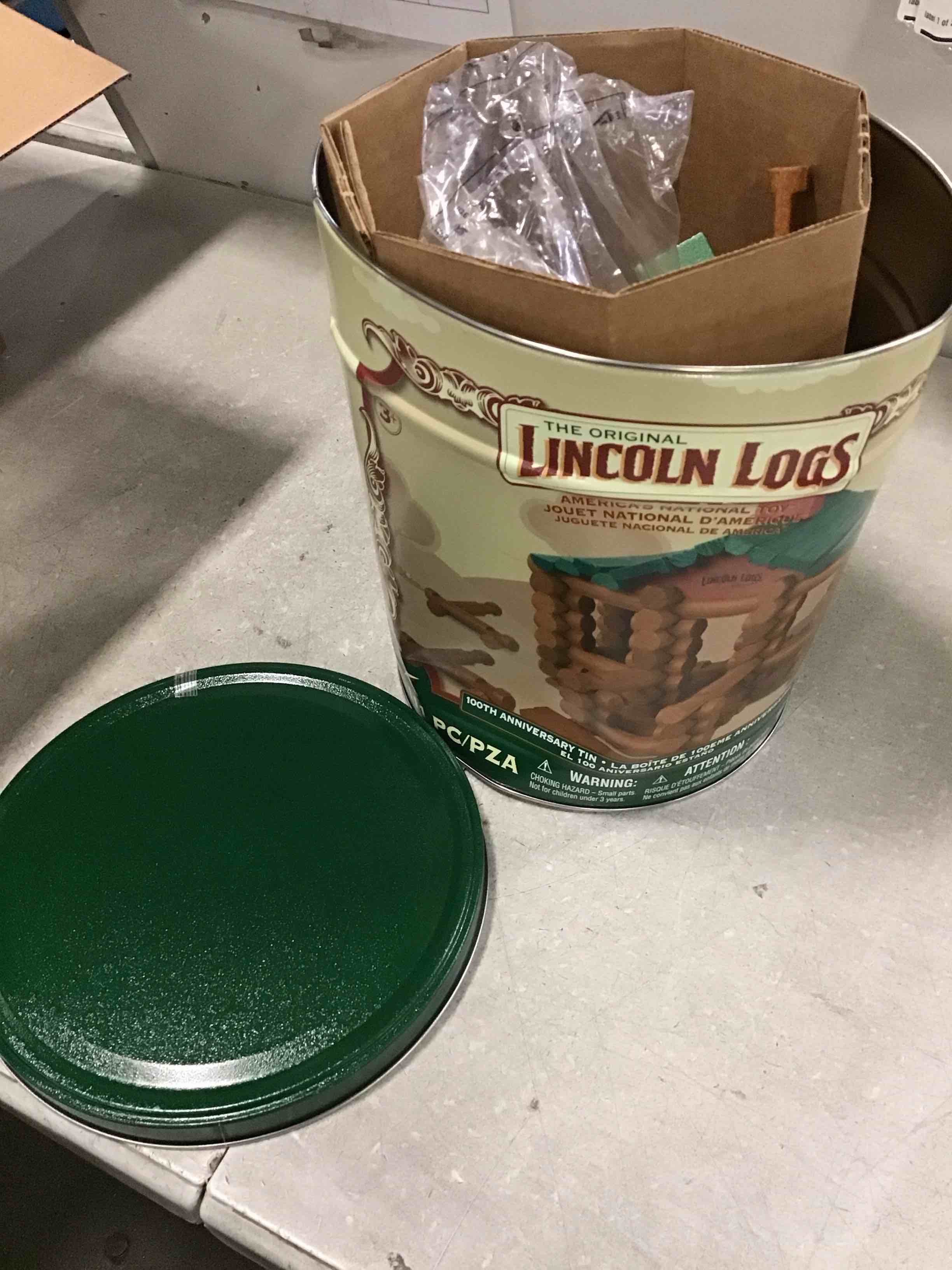 https://s3.amazonaws.com/lotting-images-prod/bidfta/PPE3484039_1746548348667.jpeg