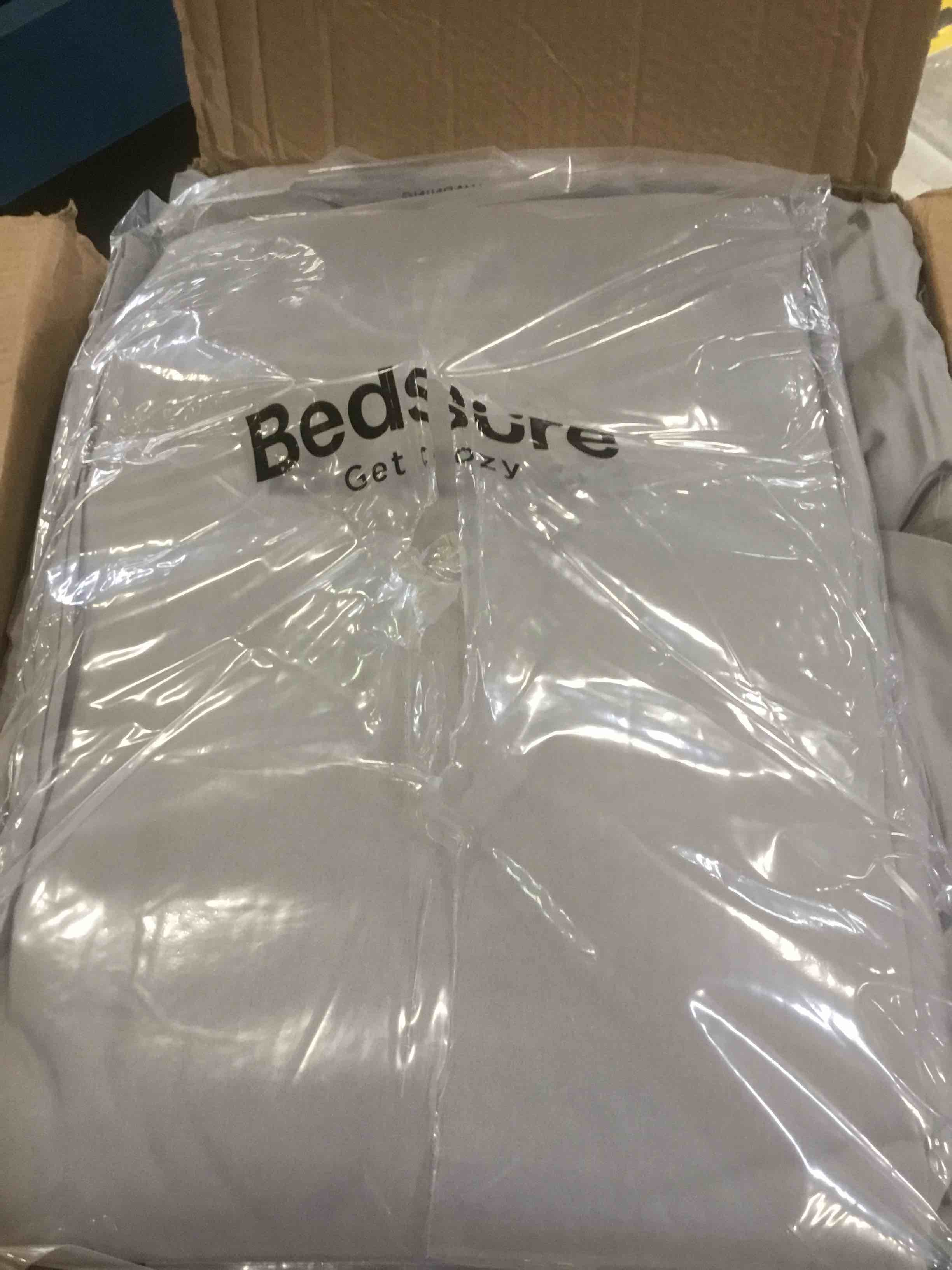https://s3.amazonaws.com/lotting-images-prod/bidfta/PPE3485188_1747848894515.jpeg