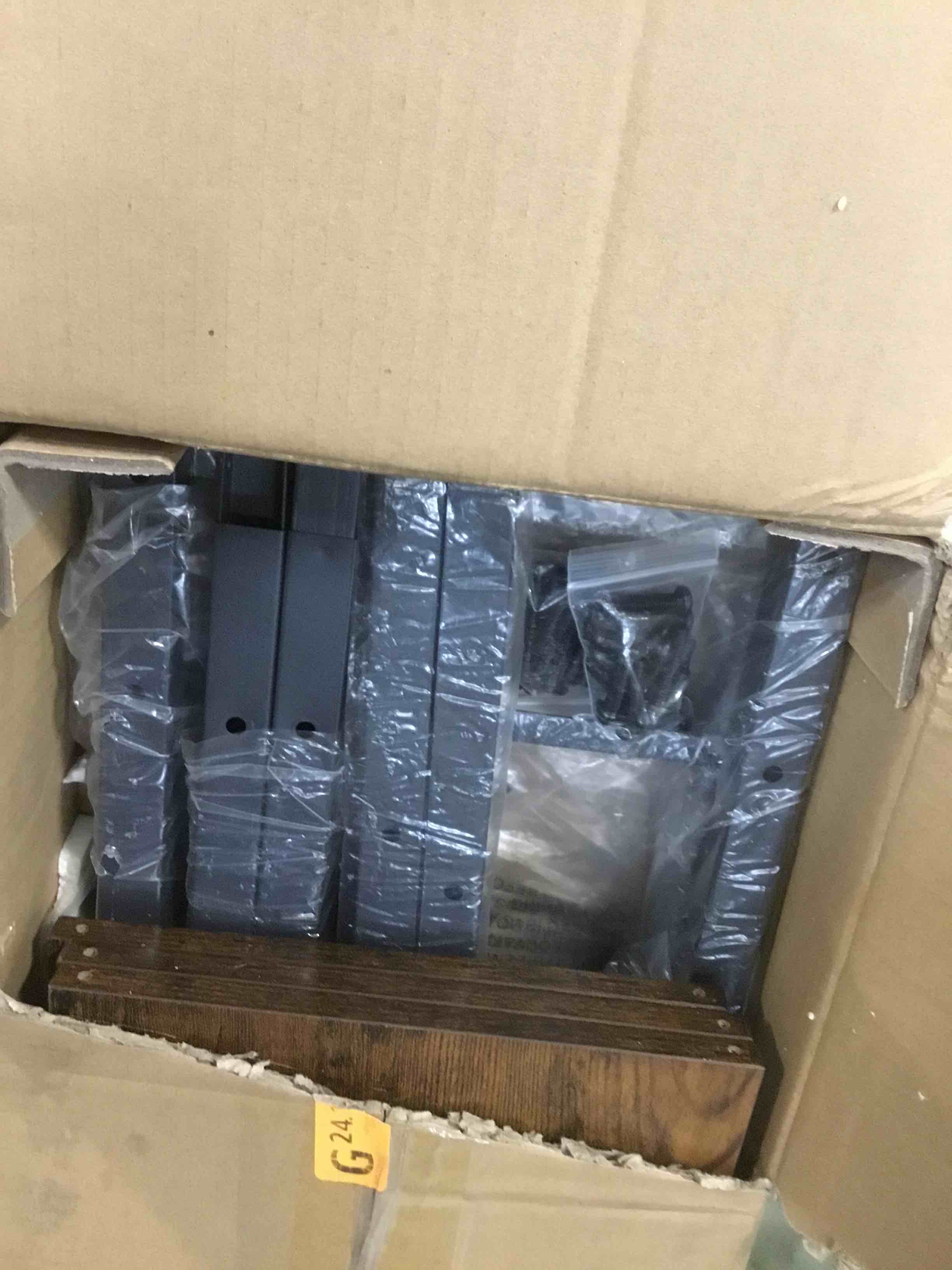 https://s3.amazonaws.com/lotting-images-prod/bidfta/PPE3487108_1746468772873.jpeg