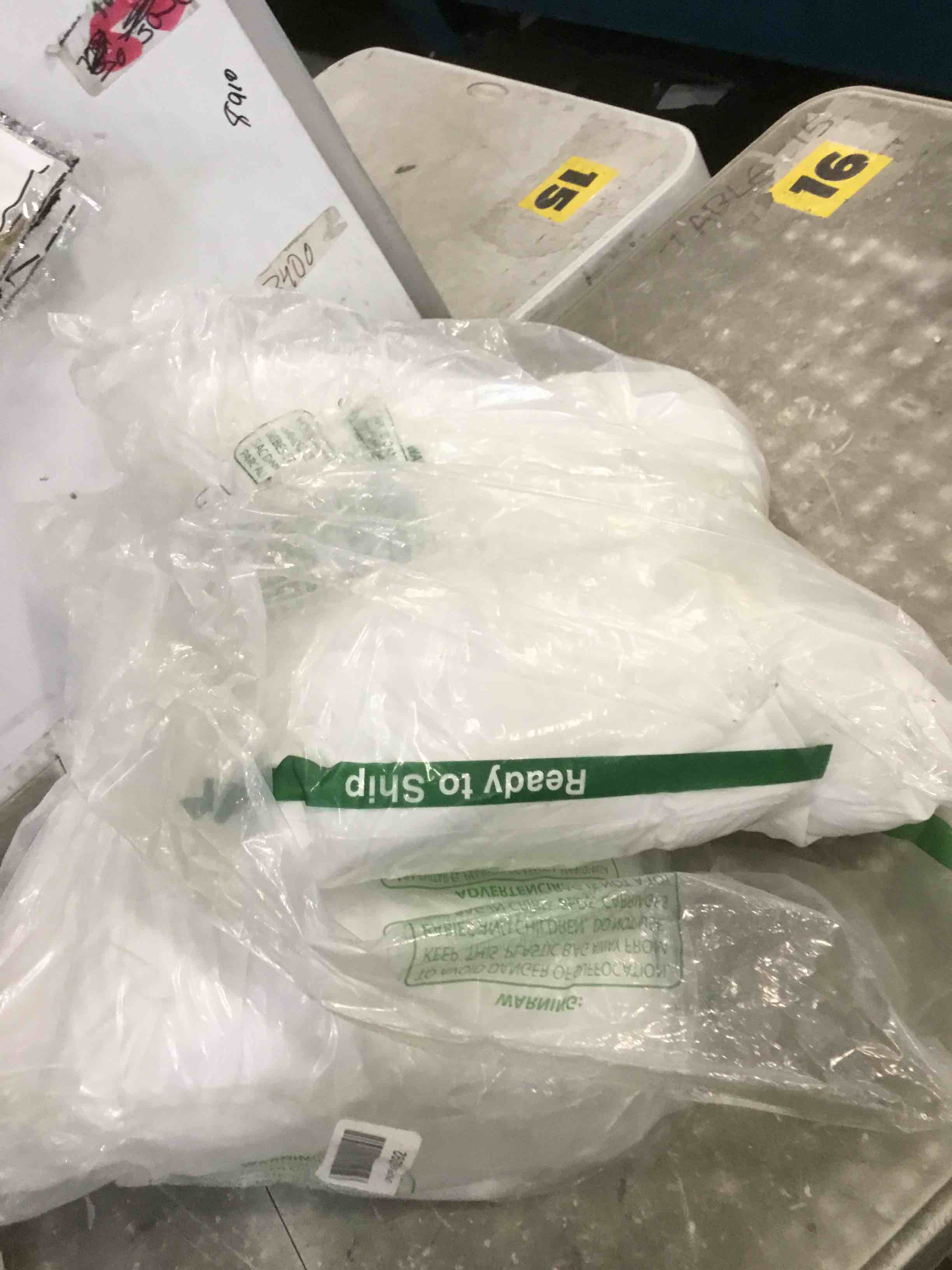 https://s3.amazonaws.com/lotting-images-prod/bidfta/PPE3487147_1746475023175.jpeg