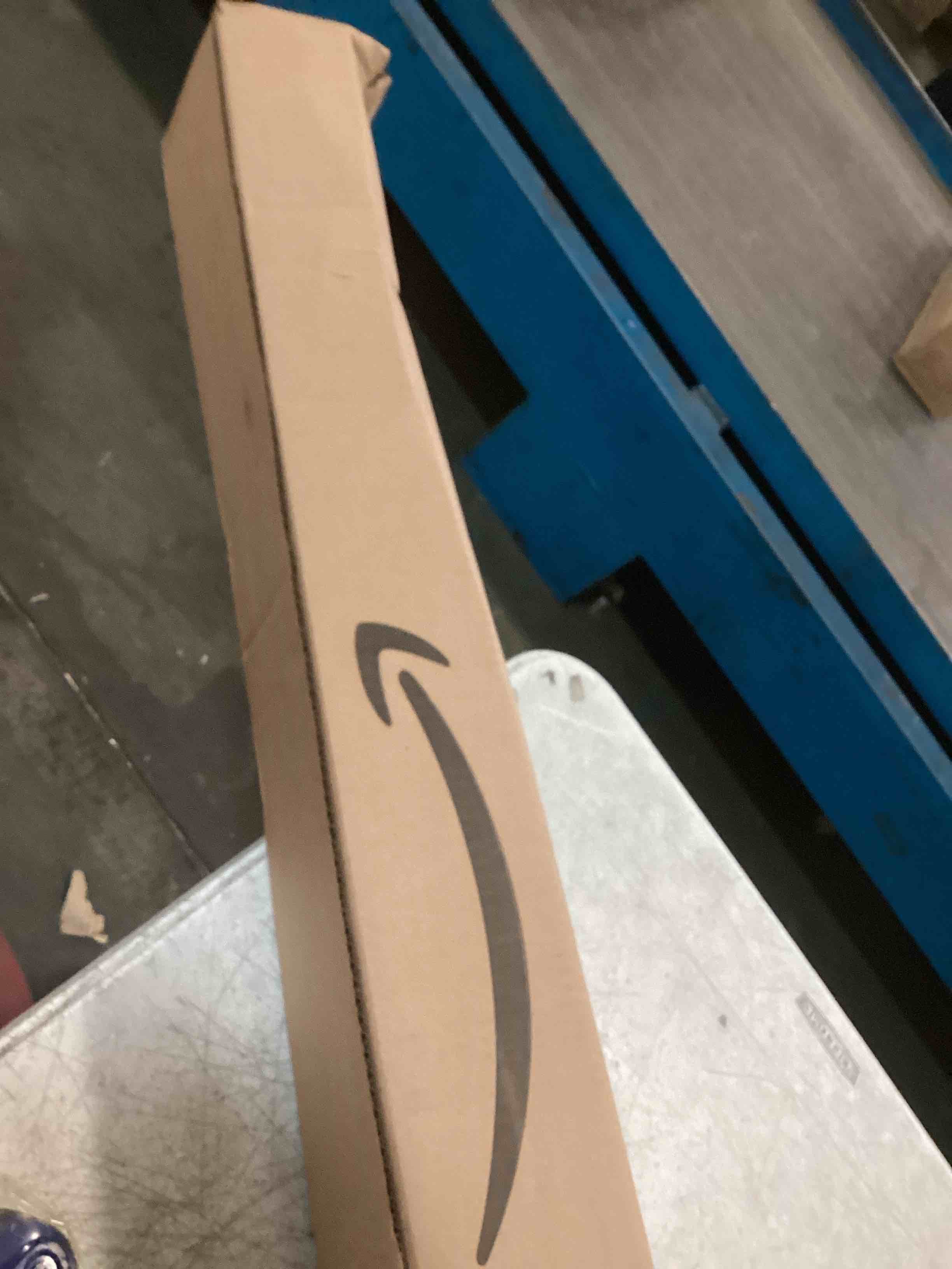 https://s3.amazonaws.com/lotting-images-prod/bidfta/PPE3489466_1748534040998.jpeg