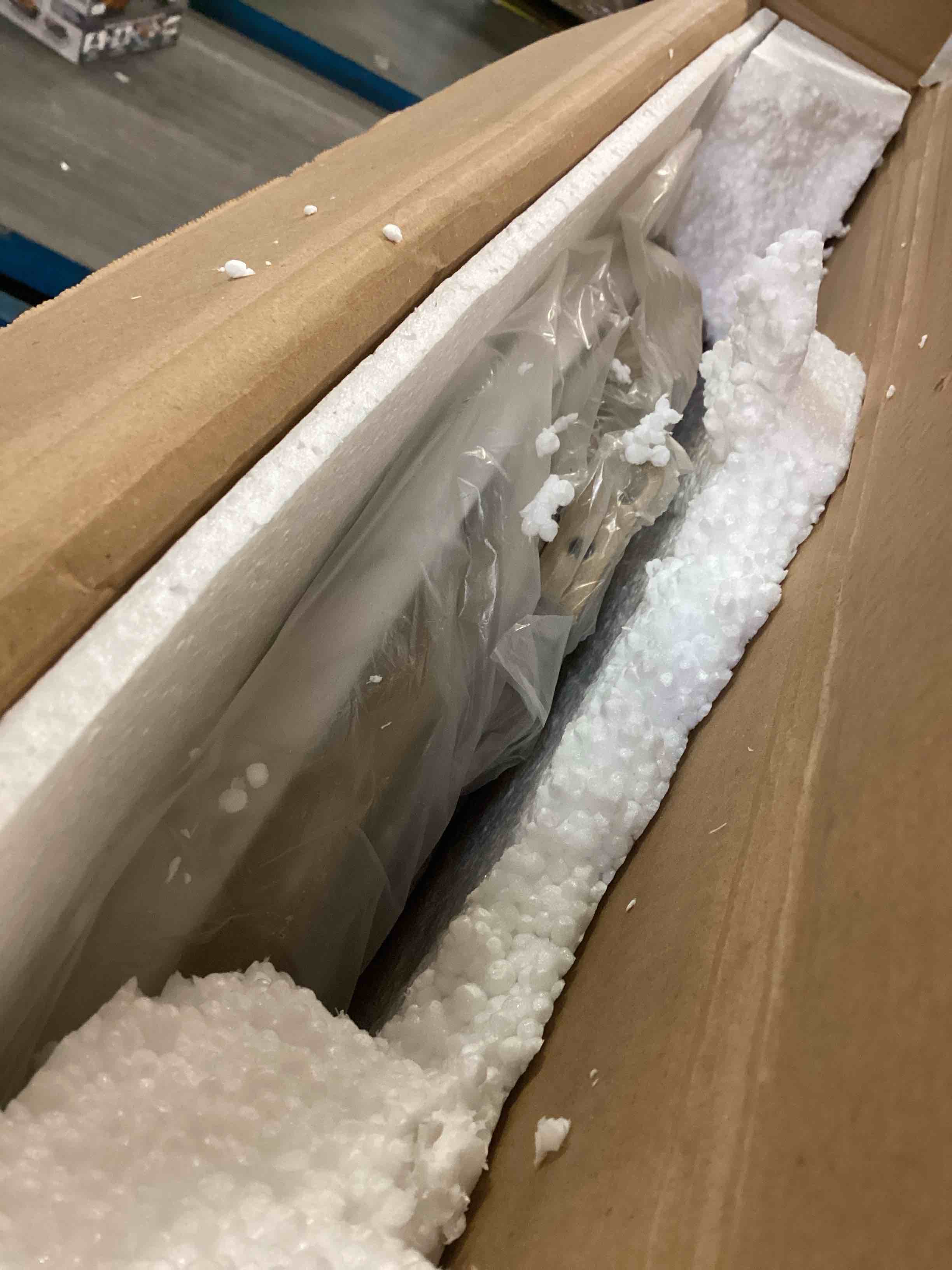 https://s3.amazonaws.com/lotting-images-prod/bidfta/PPE3490240_1746447639122.jpeg