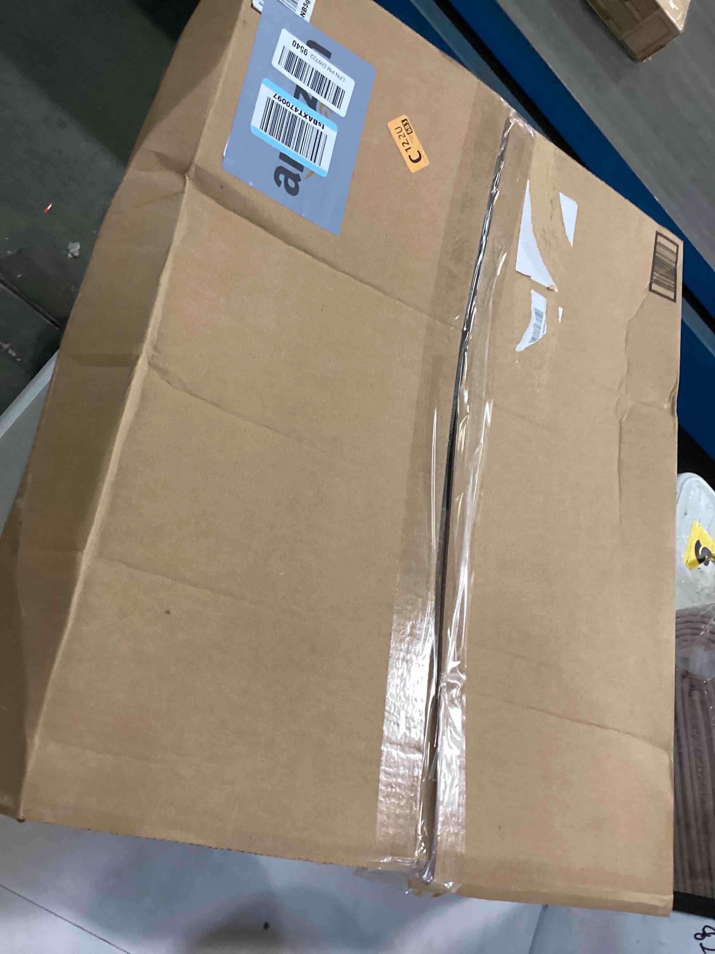 https://s3.amazonaws.com/lotting-images-prod/bidfta/PPE3490247_1746448297421.jpeg