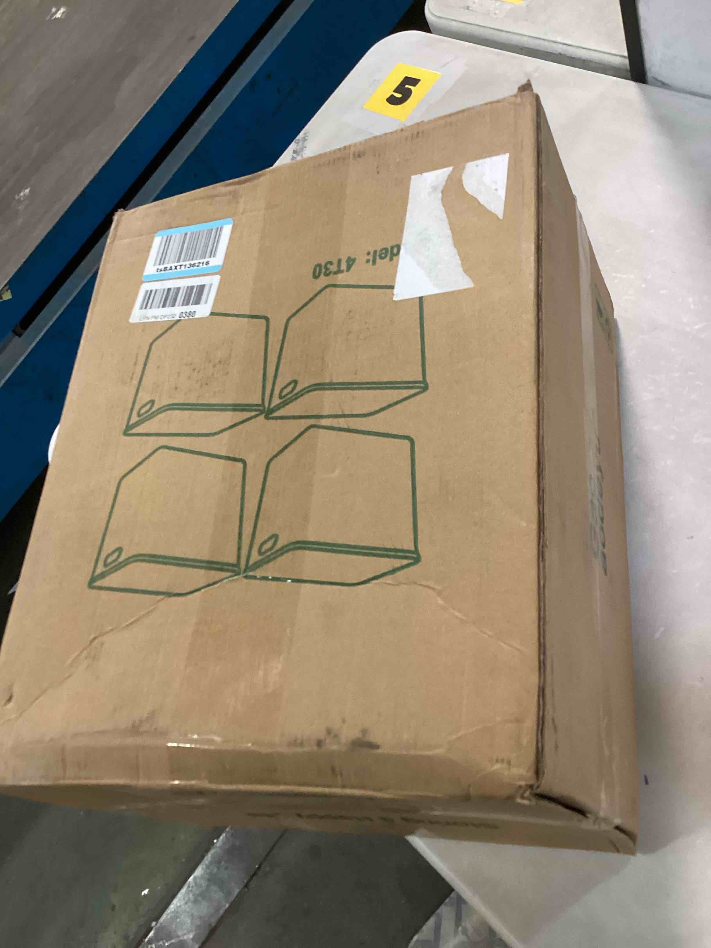 https://s3.amazonaws.com/lotting-images-prod/bidfta/PPE3490251_1746448699646.jpeg