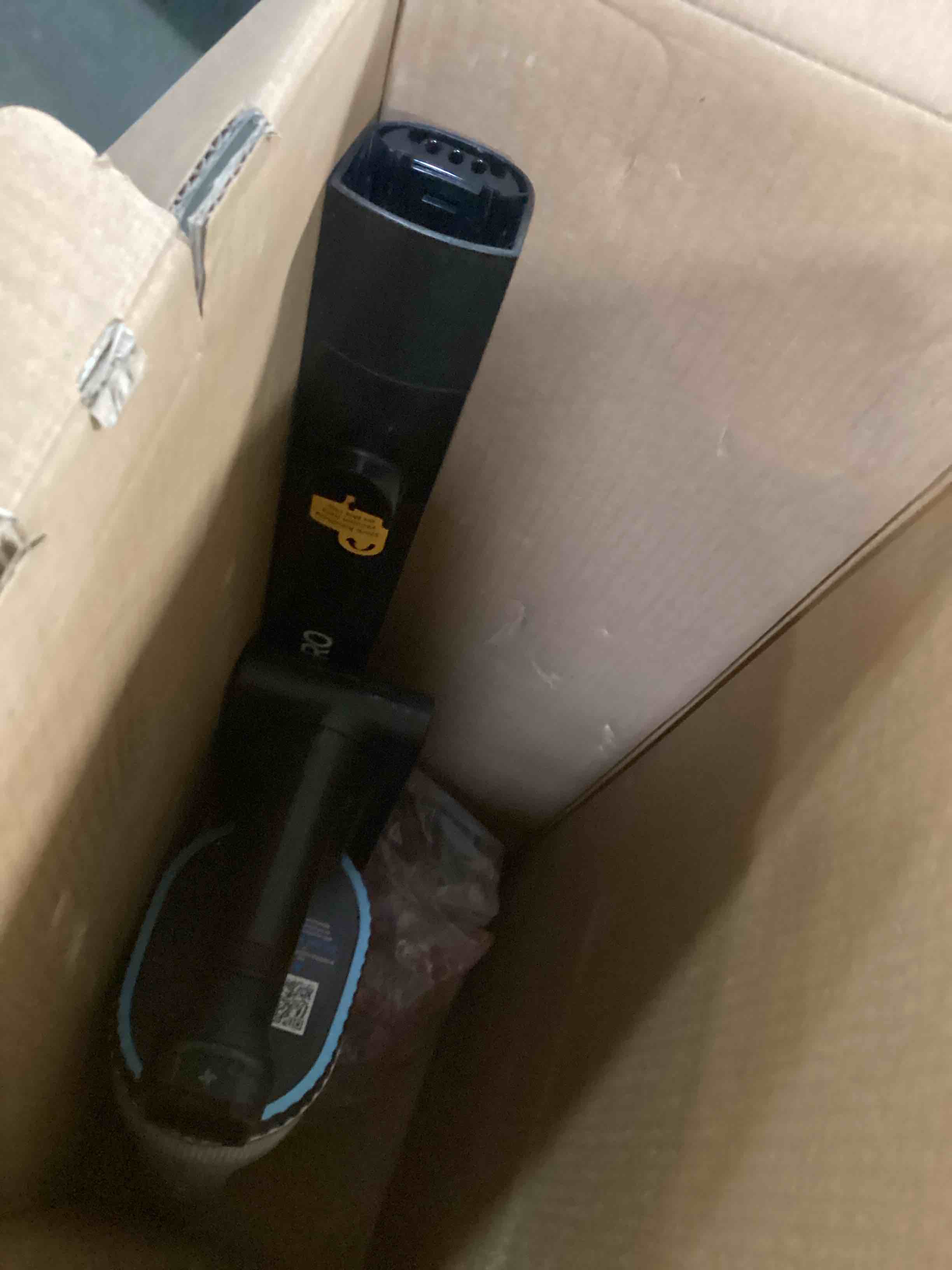 https://s3.amazonaws.com/lotting-images-prod/bidfta/PPE3490443_1746471325363.jpeg