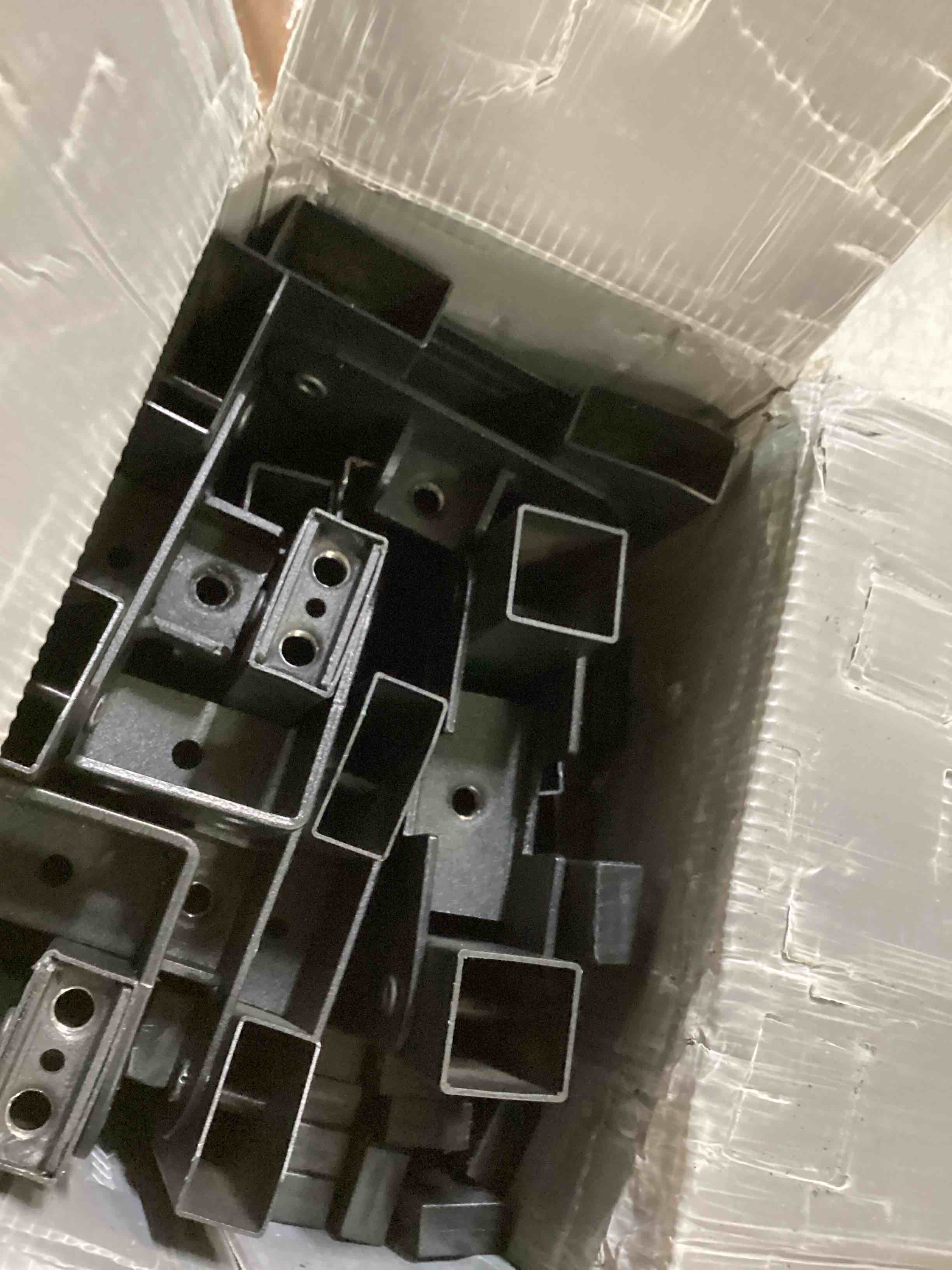https://s3.amazonaws.com/lotting-images-prod/bidfta/PPE3490620_1746548405621.jpeg