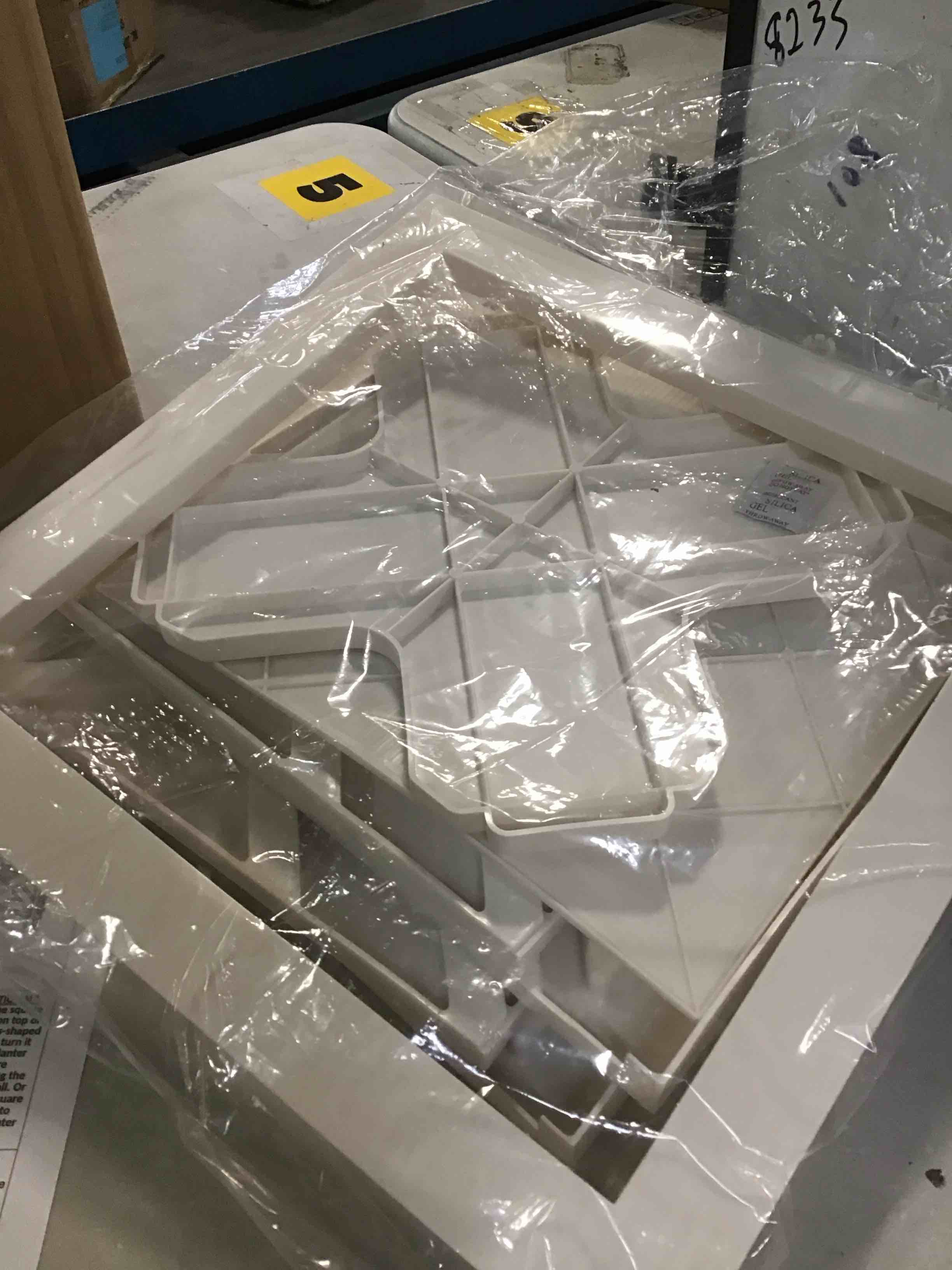 https://s3.amazonaws.com/lotting-images-prod/bidfta/PPE3490766_1746625259836.jpeg