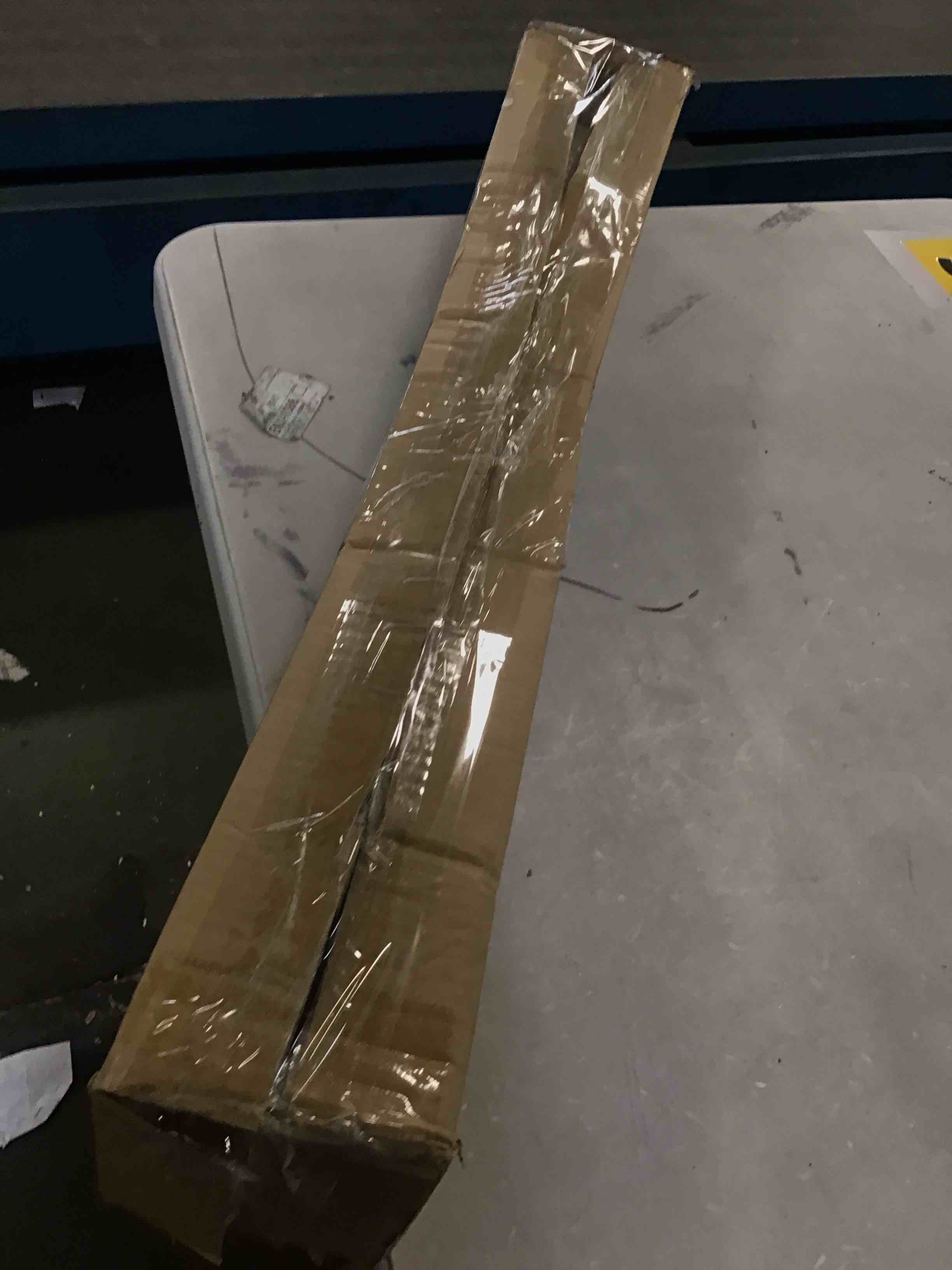 https://s3.amazonaws.com/lotting-images-prod/bidfta/PPE3490897_1746642433682.jpeg