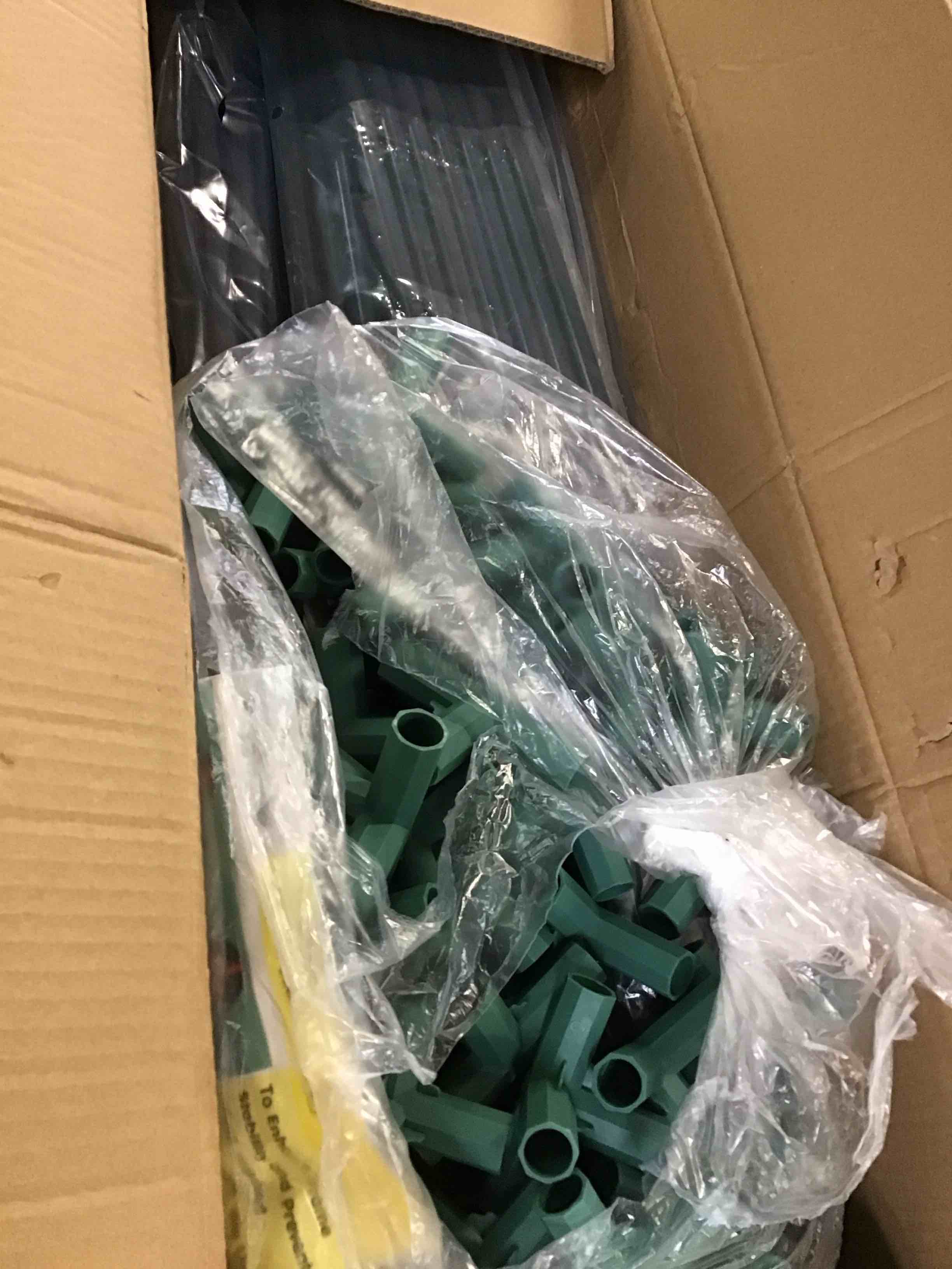 https://s3.amazonaws.com/lotting-images-prod/bidfta/PPE3490919_1746646568814.jpeg