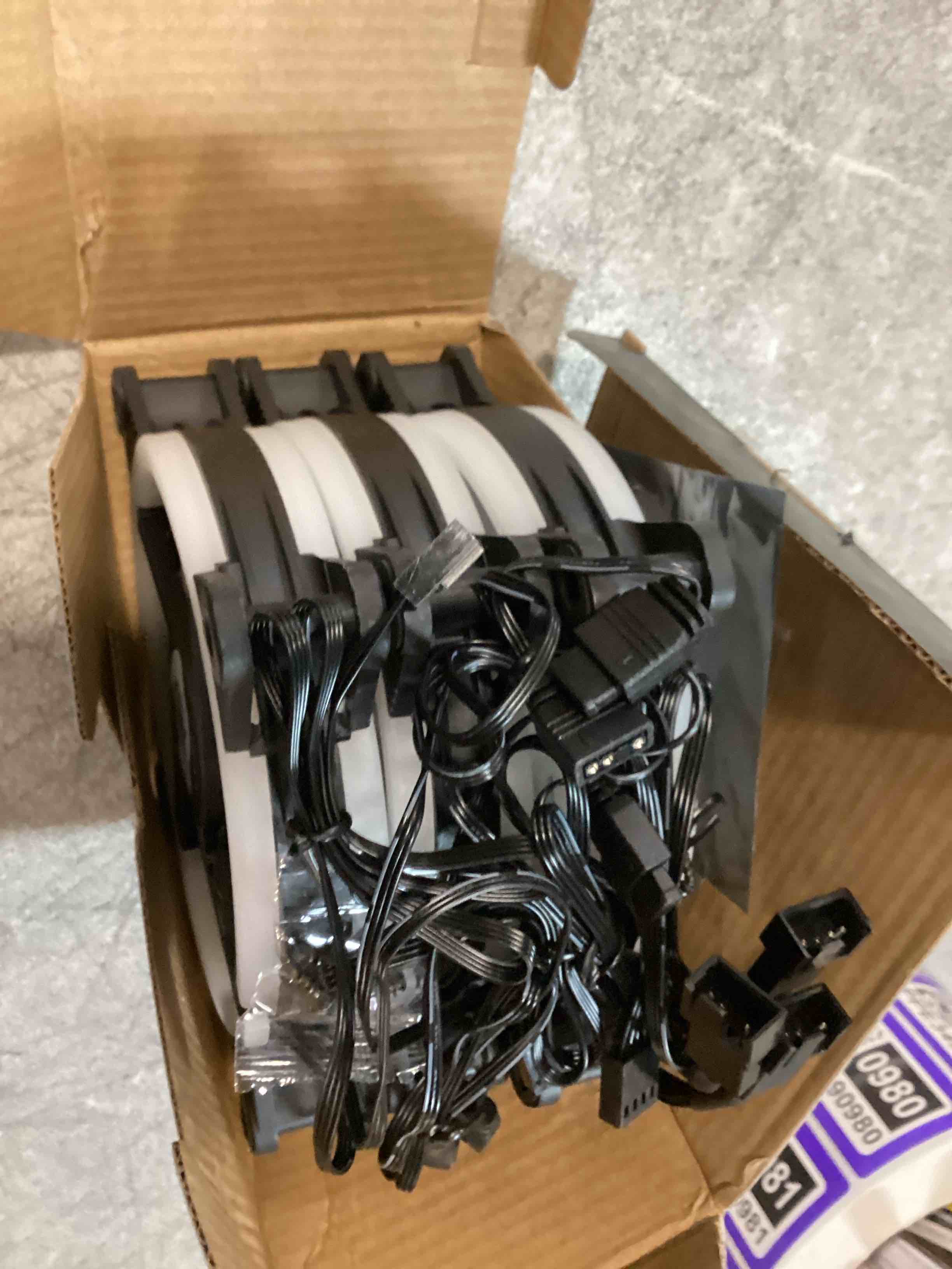 https://s3.amazonaws.com/lotting-images-prod/bidfta/PPE3490975_1746709549093.jpeg