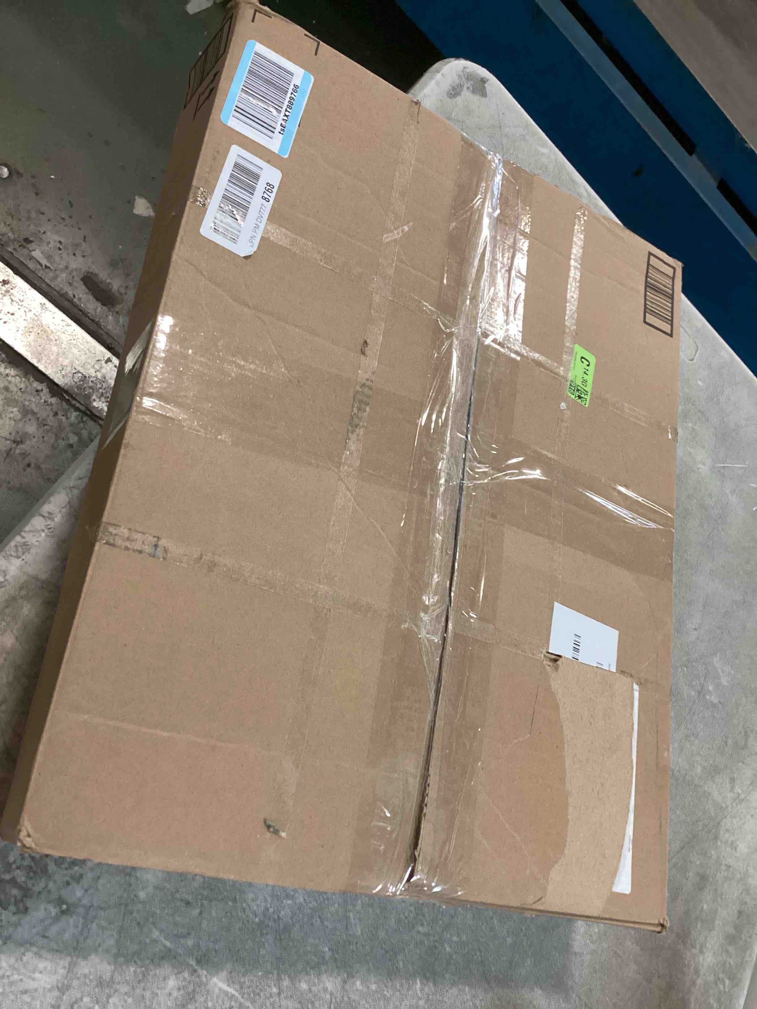 https://s3.amazonaws.com/lotting-images-prod/bidfta/PPE3491057_1746719013696.jpeg