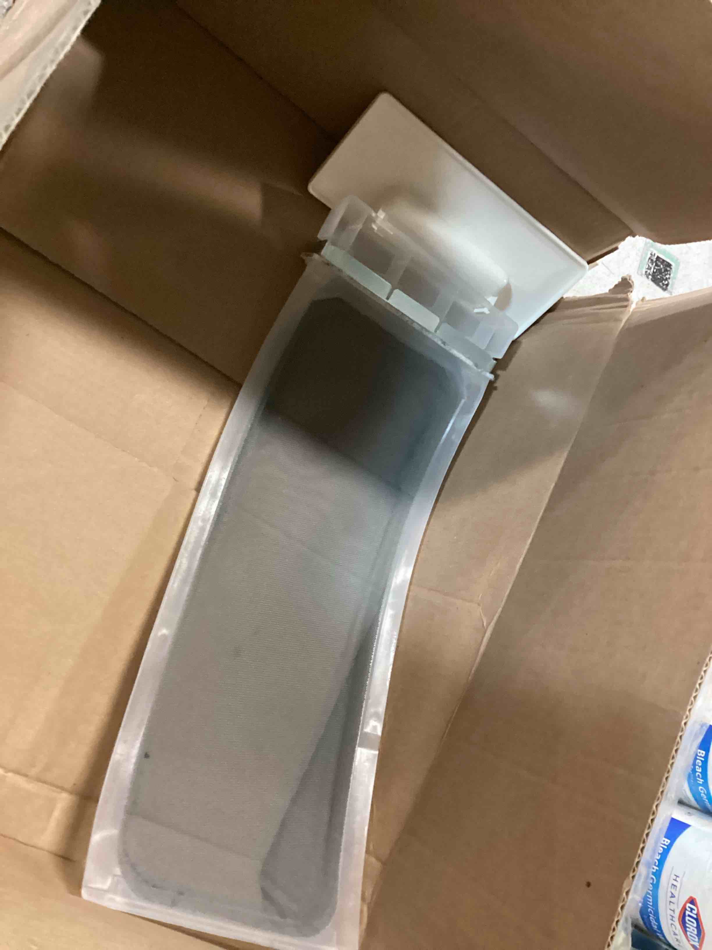 https://s3.amazonaws.com/lotting-images-prod/bidfta/PPE3491930_1747244623917.jpeg