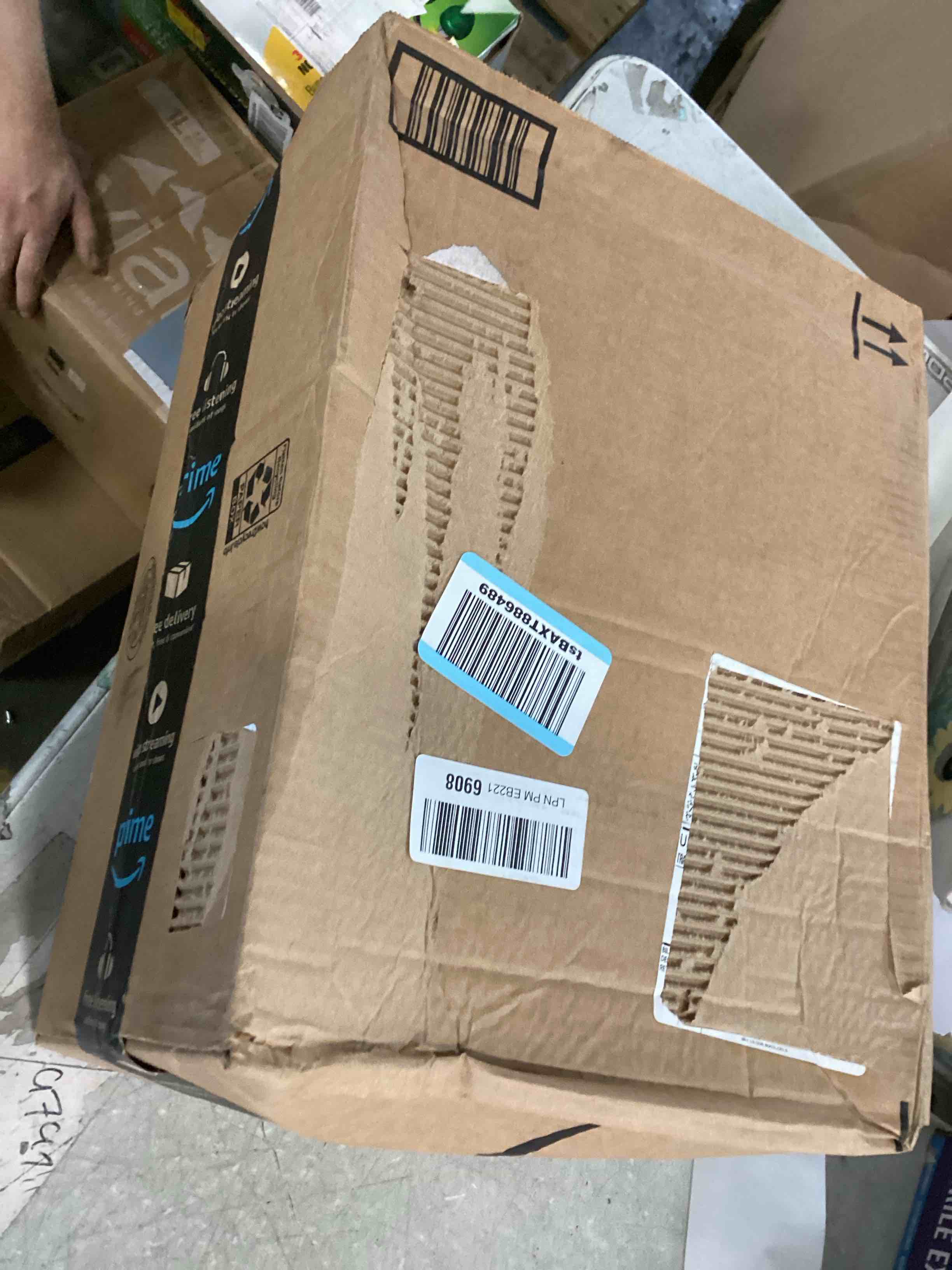 https://s3.amazonaws.com/lotting-images-prod/bidfta/PPE3492023_1747317129738.jpeg
