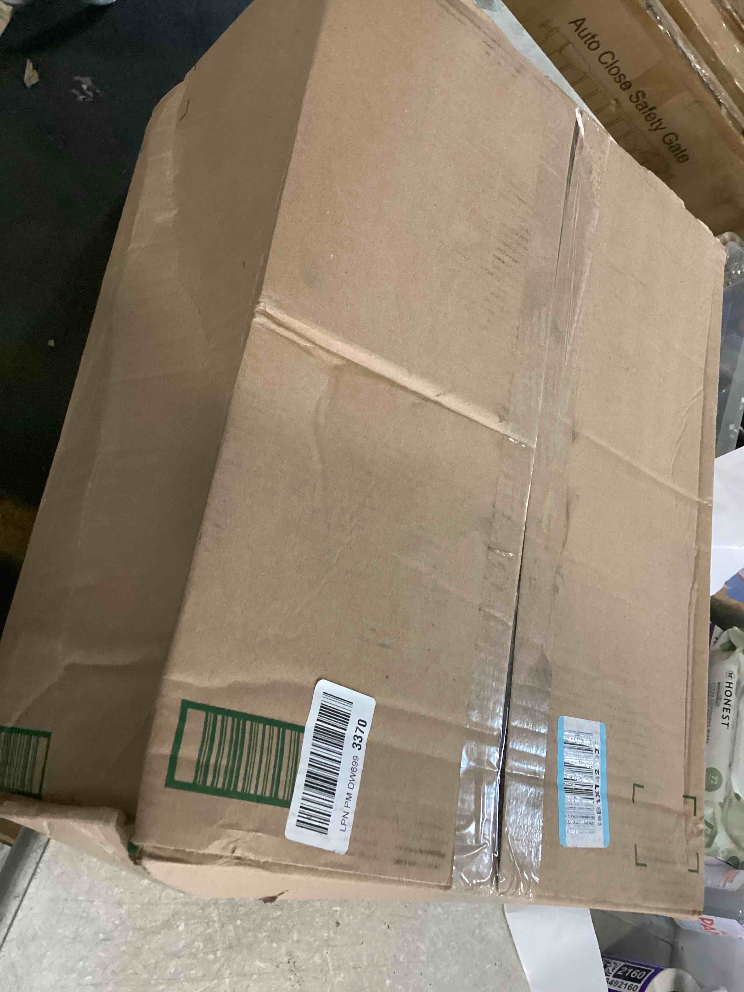 https://s3.amazonaws.com/lotting-images-prod/bidfta/PPE3492155_1747337356162.jpeg