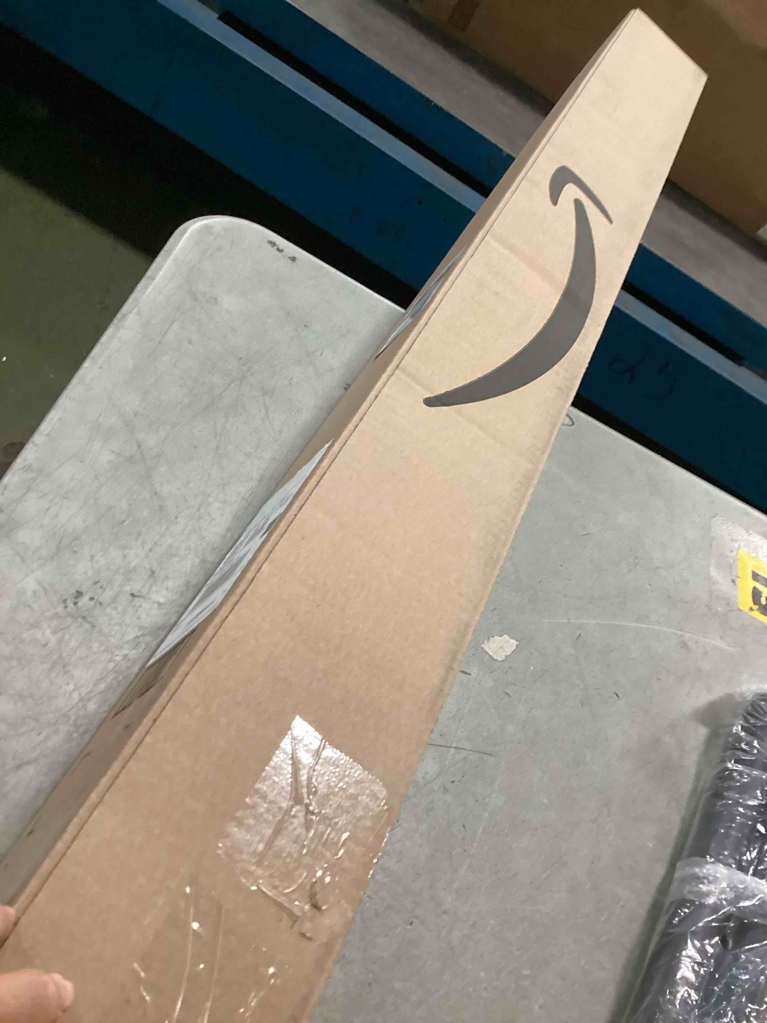 https://s3.amazonaws.com/lotting-images-prod/bidfta/PPE3492296_1747412463776.jpeg