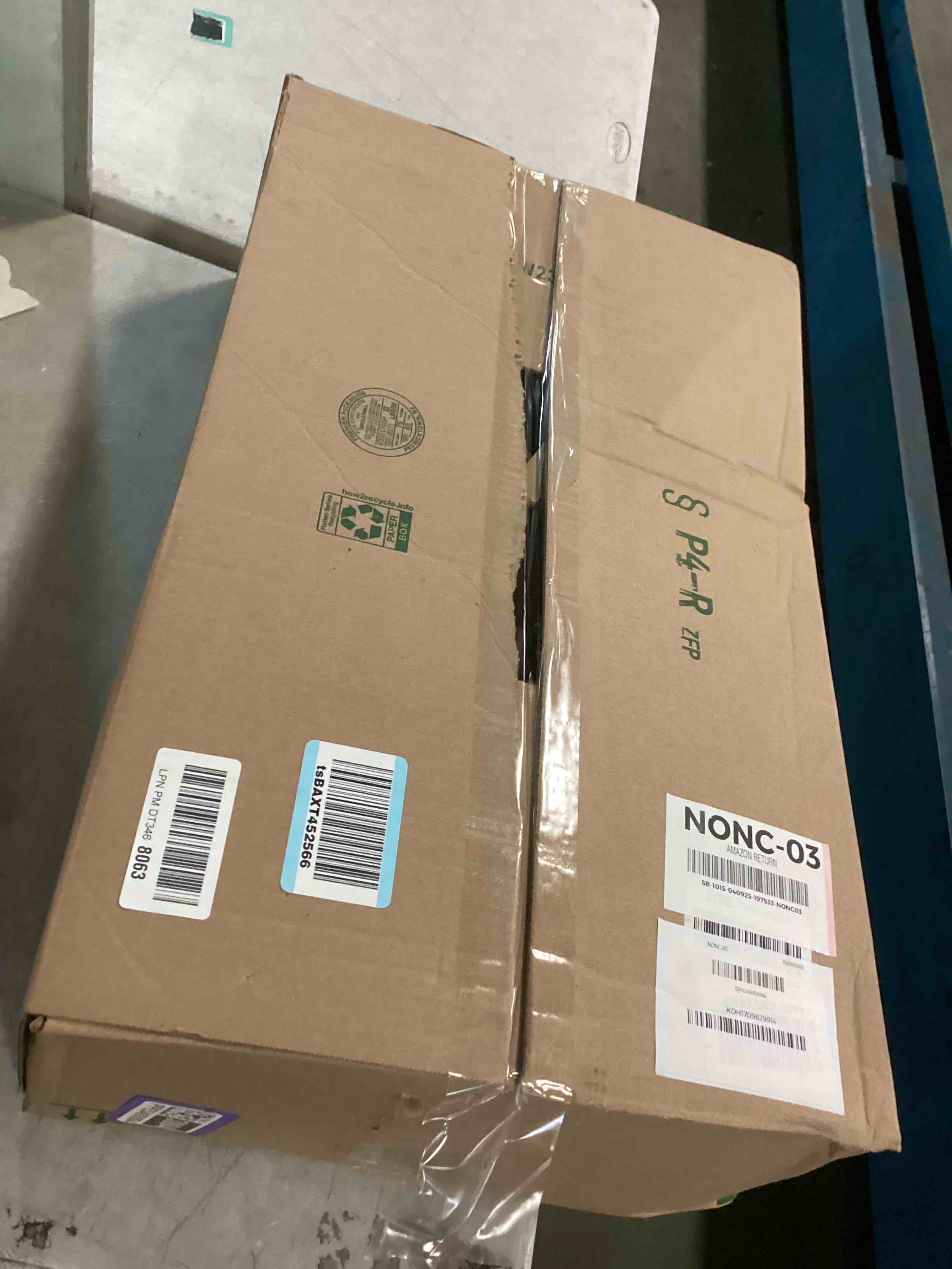 https://s3.amazonaws.com/lotting-images-prod/bidfta/PPE3493004_1746451985684.jpeg