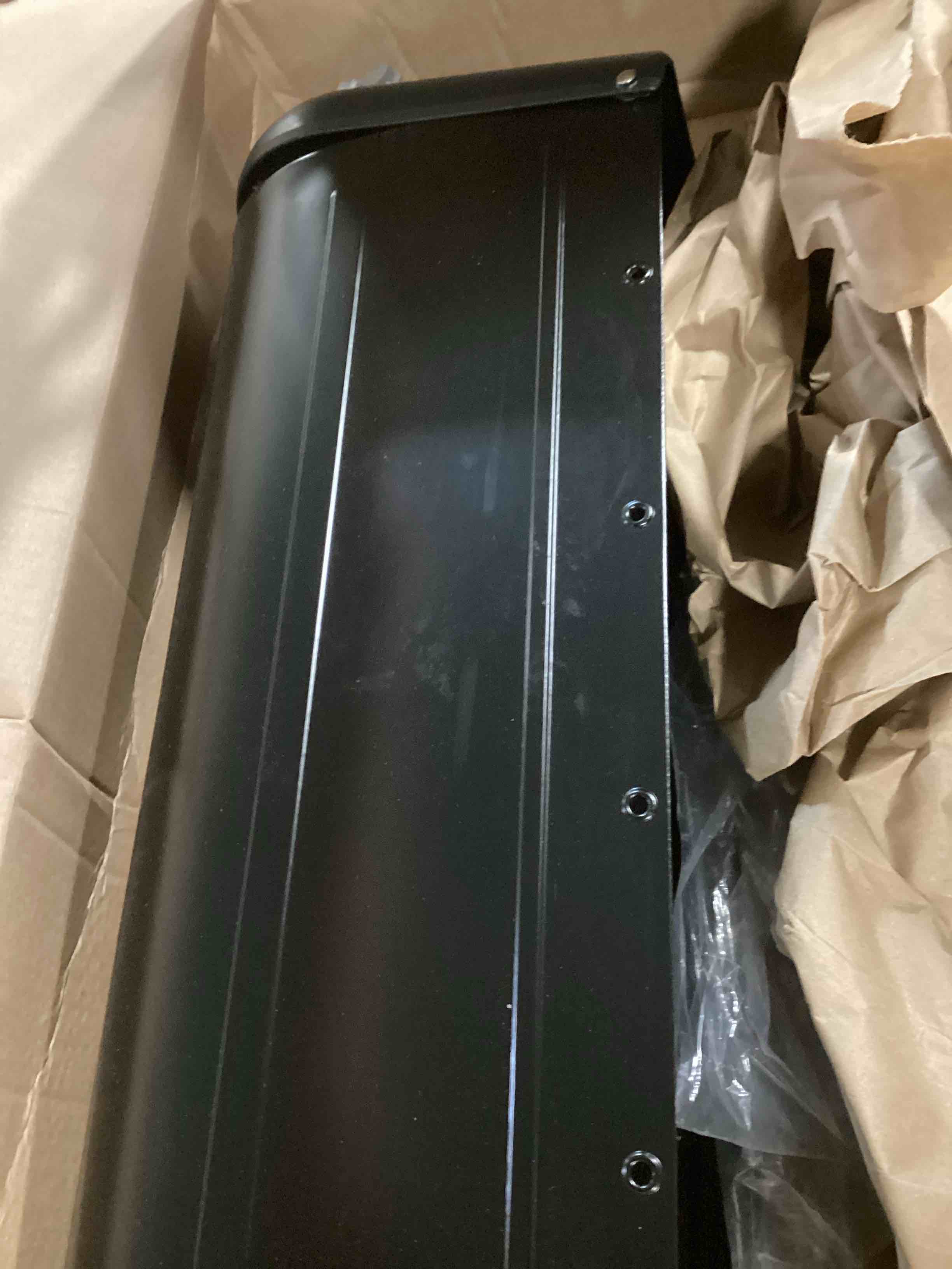 https://s3.amazonaws.com/lotting-images-prod/bidfta/PPE3493004_1746452002989.jpeg