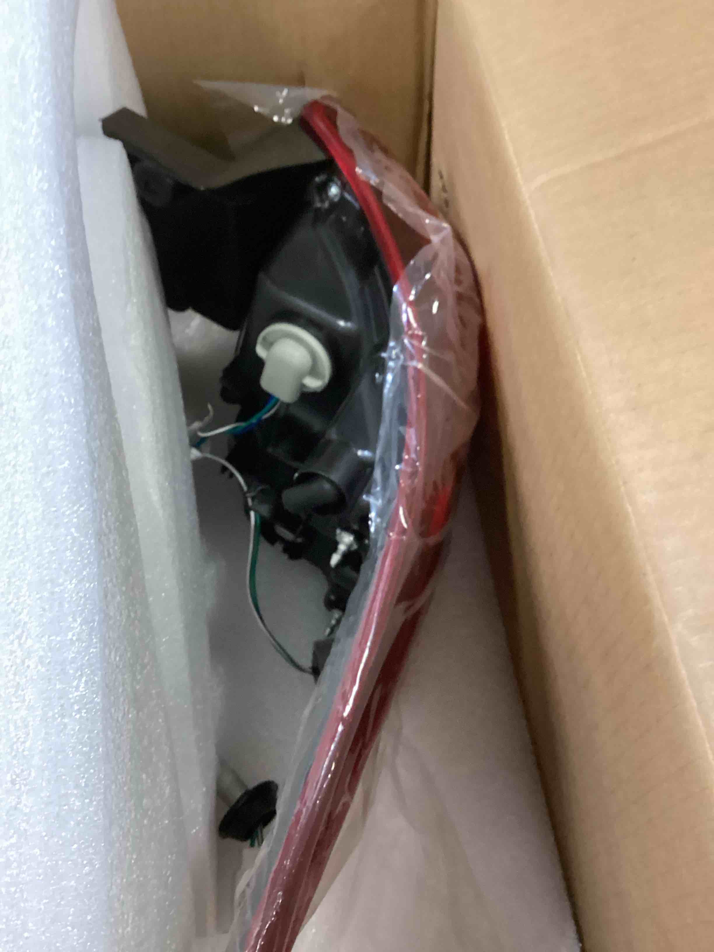 https://s3.amazonaws.com/lotting-images-prod/bidfta/PPE3493520_1746628309051.jpeg