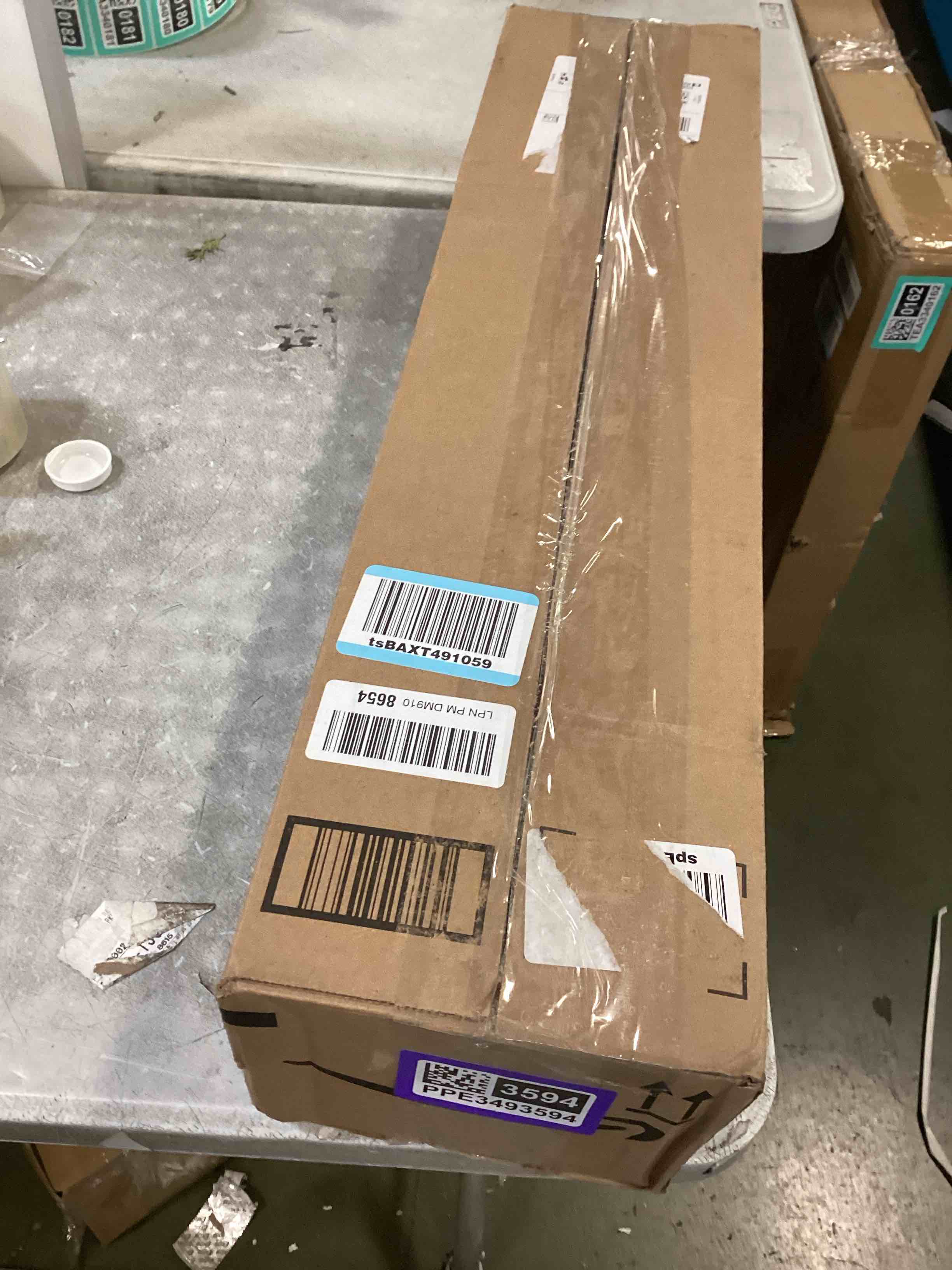 https://s3.amazonaws.com/lotting-images-prod/bidfta/PPE3493594_1746639156801.jpeg