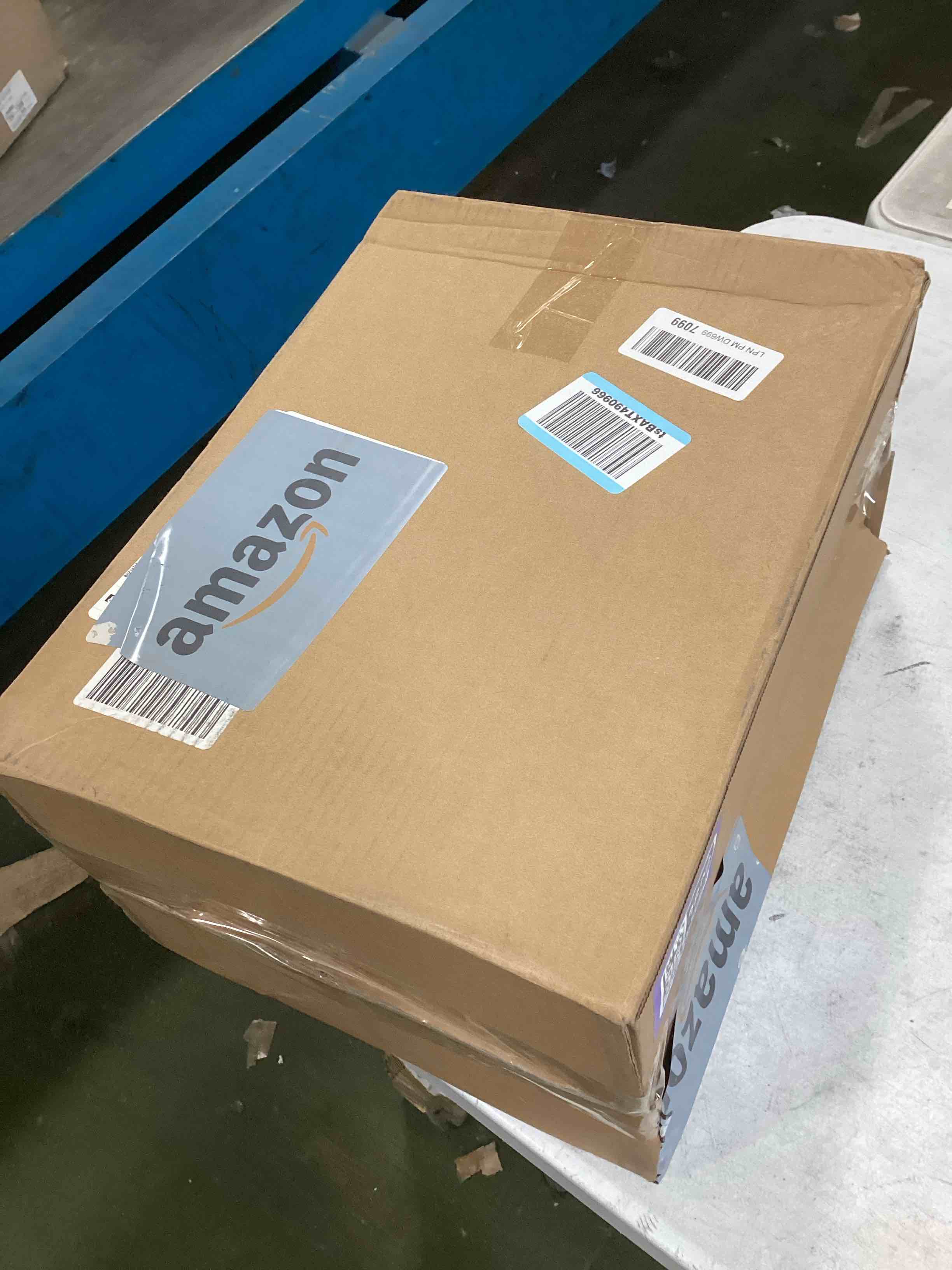 https://s3.amazonaws.com/lotting-images-prod/bidfta/PPE3493696_1746715325942.jpeg