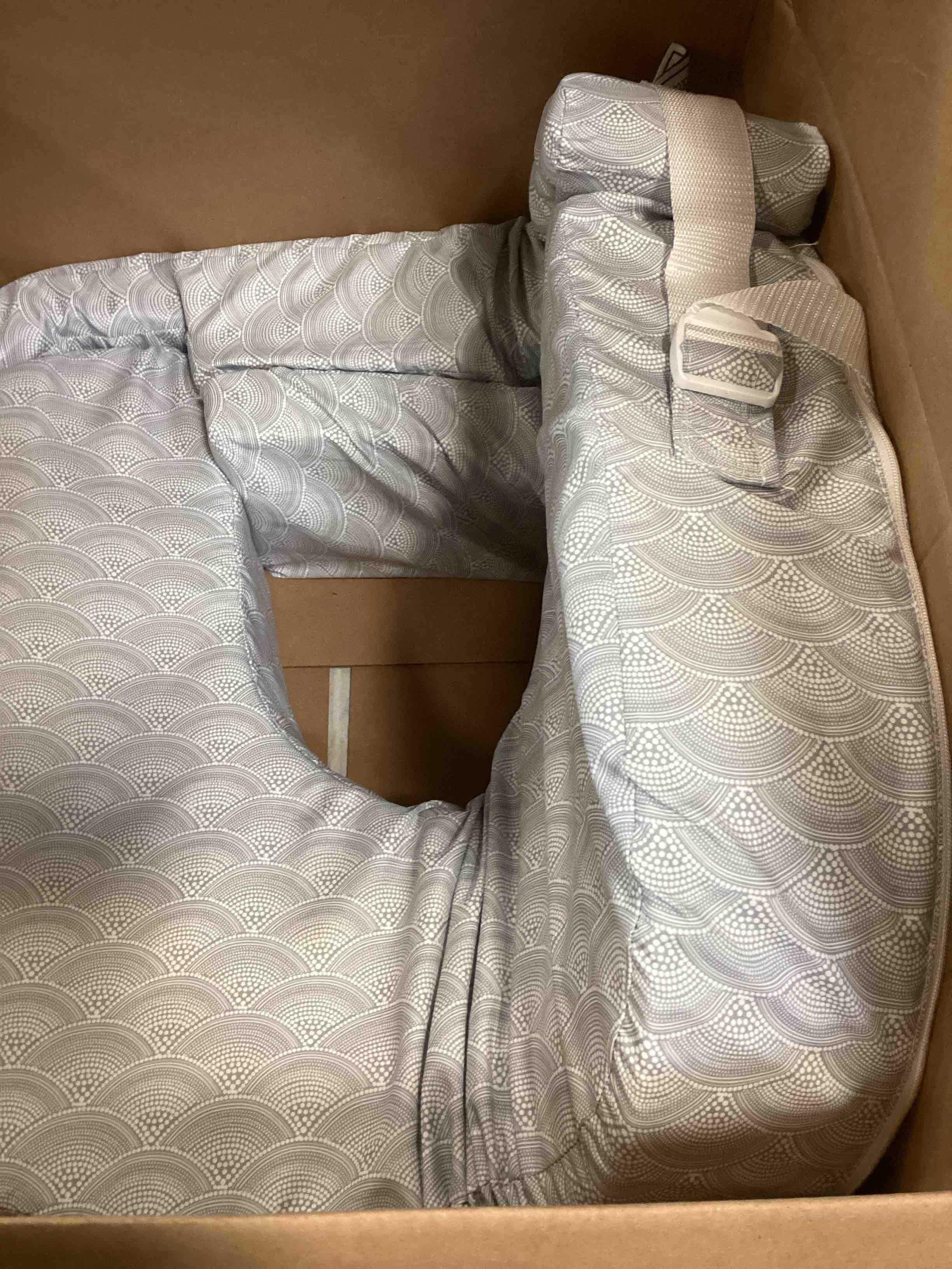 https://s3.amazonaws.com/lotting-images-prod/bidfta/PPE3493910_1746732583596.jpeg
