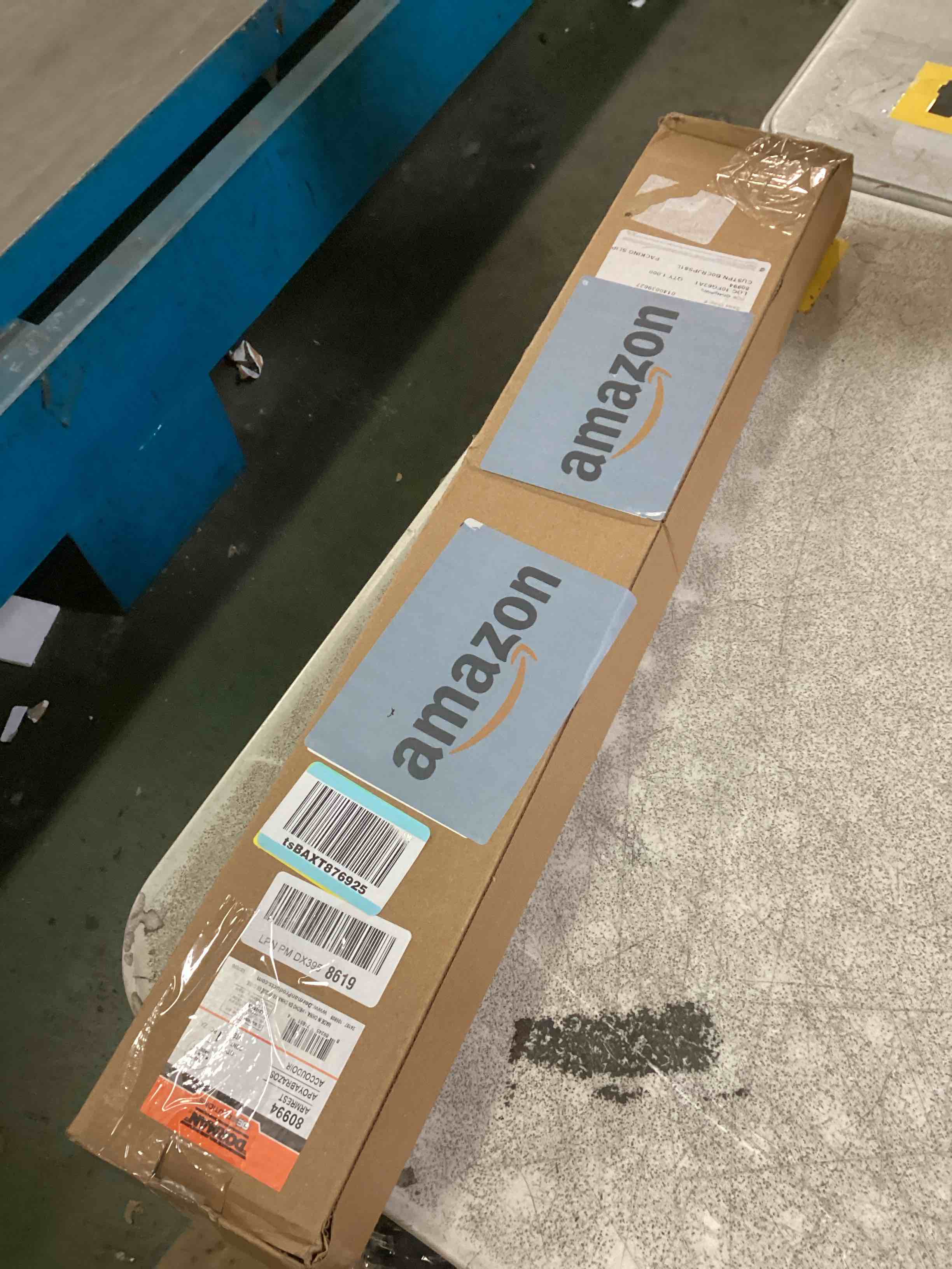 https://s3.amazonaws.com/lotting-images-prod/bidfta/PPE3494098_1747159517368.jpeg