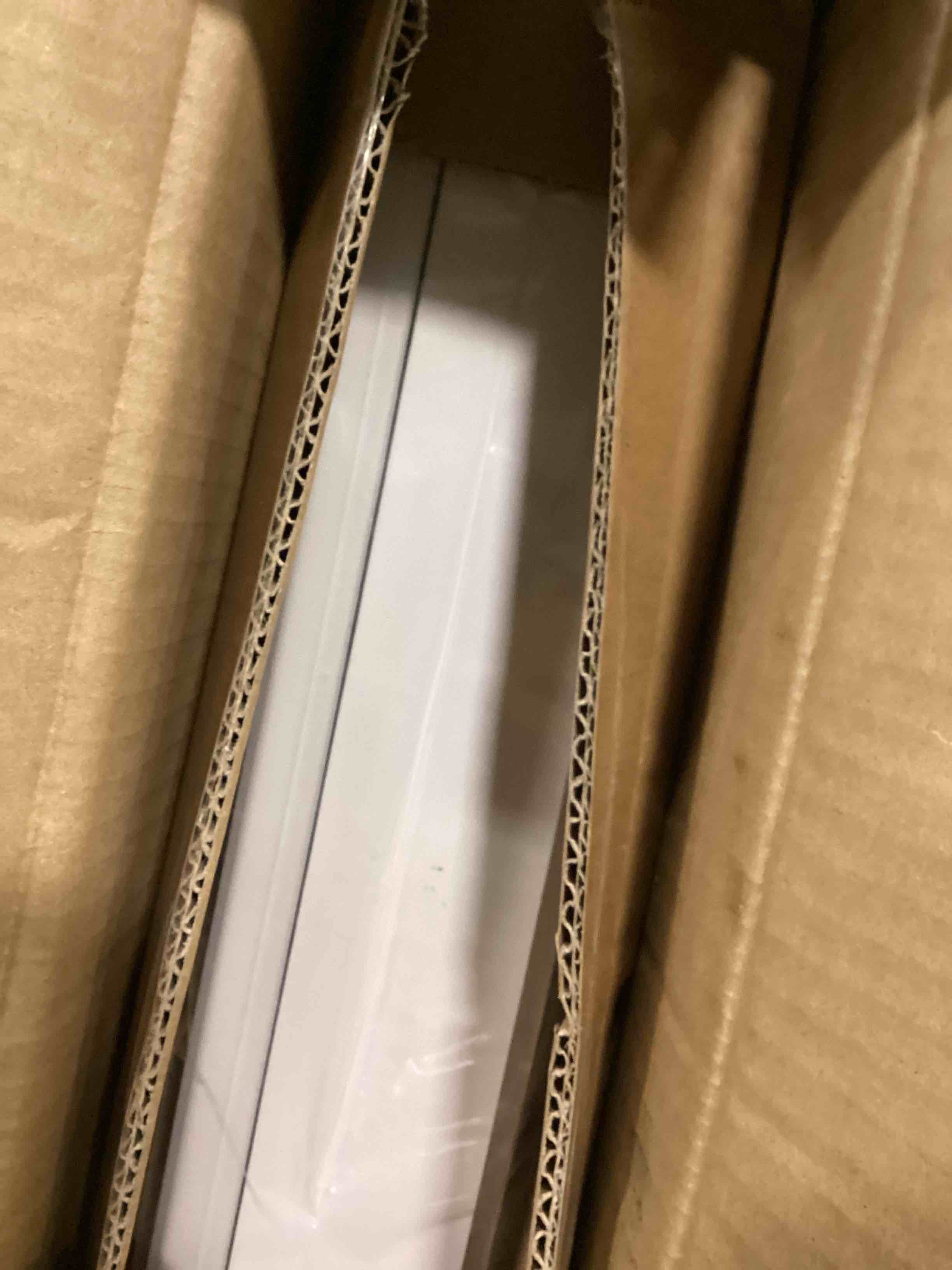 https://s3.amazonaws.com/lotting-images-prod/bidfta/PPE3495539_1747830367237.jpeg