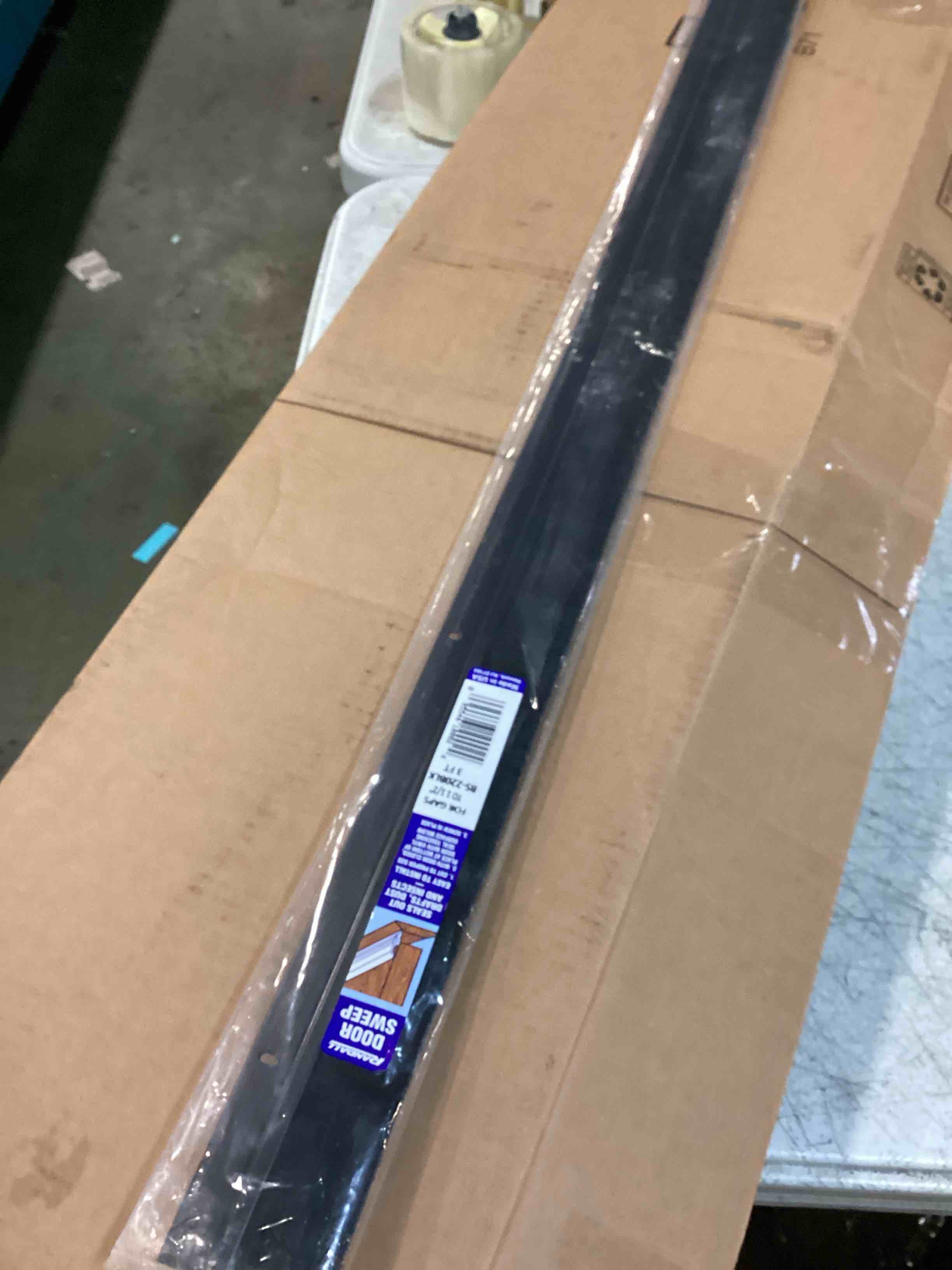 https://s3.amazonaws.com/lotting-images-prod/bidfta/PPE3495592_1747834366487.jpeg