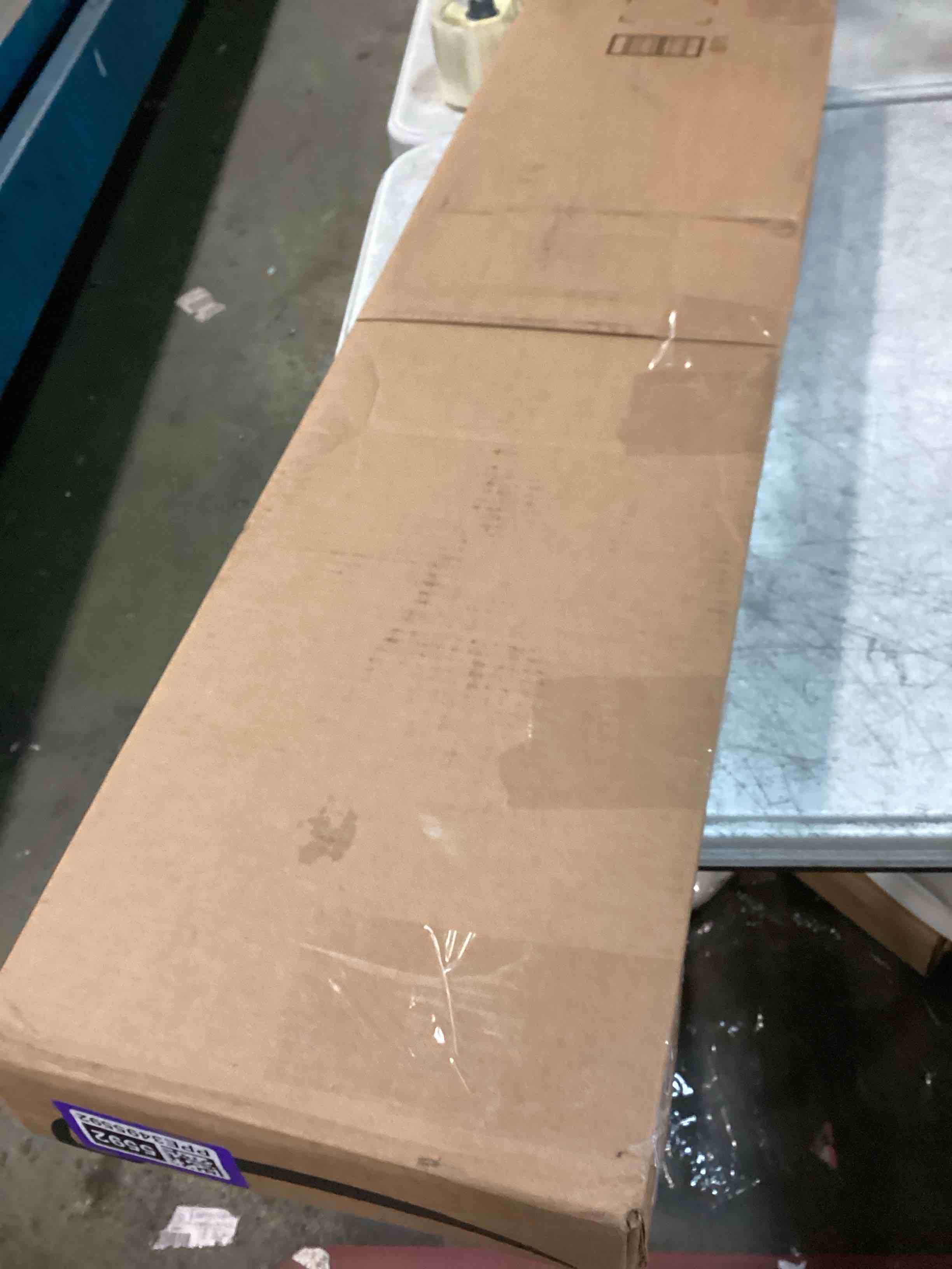 https://s3.amazonaws.com/lotting-images-prod/bidfta/PPE3495592_1747834384859.jpeg