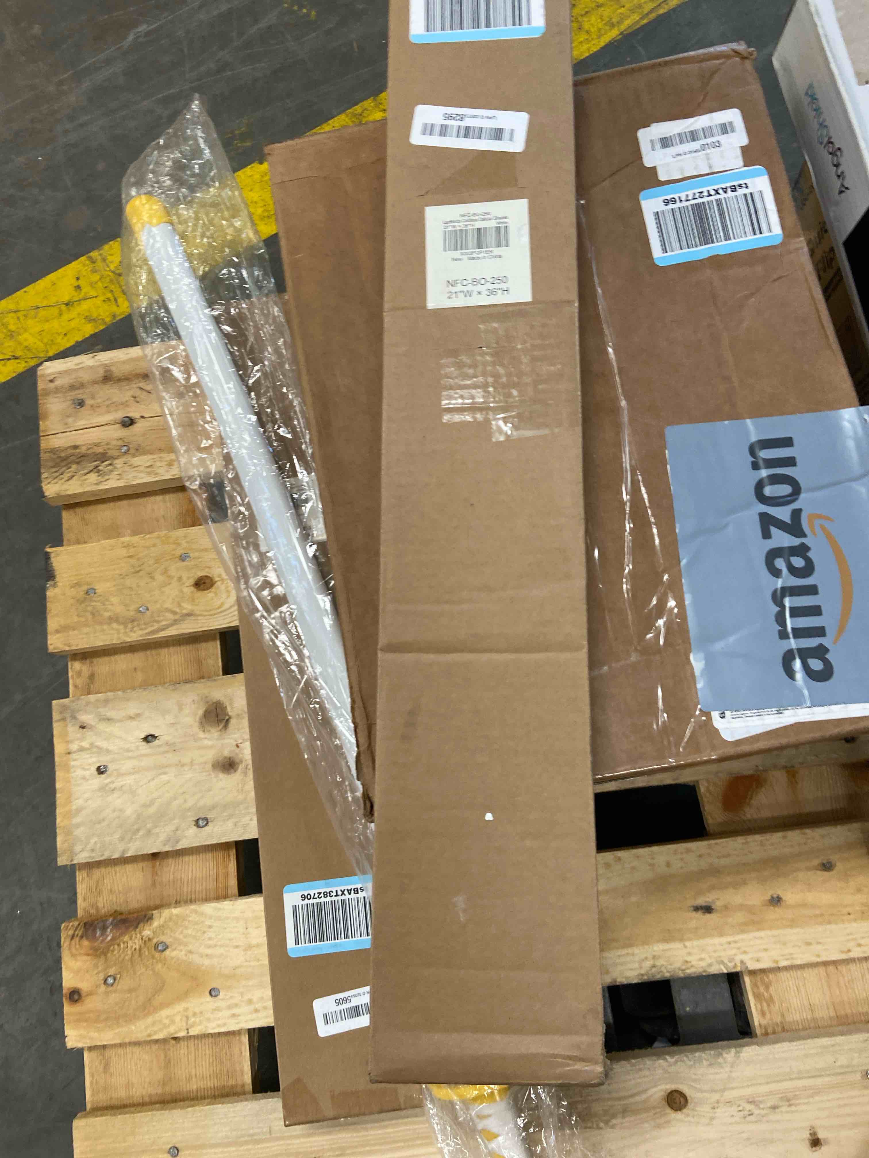 https://s3.amazonaws.com/lotting-images-prod/bidfta/PPE3498677_1761061631593.jpeg