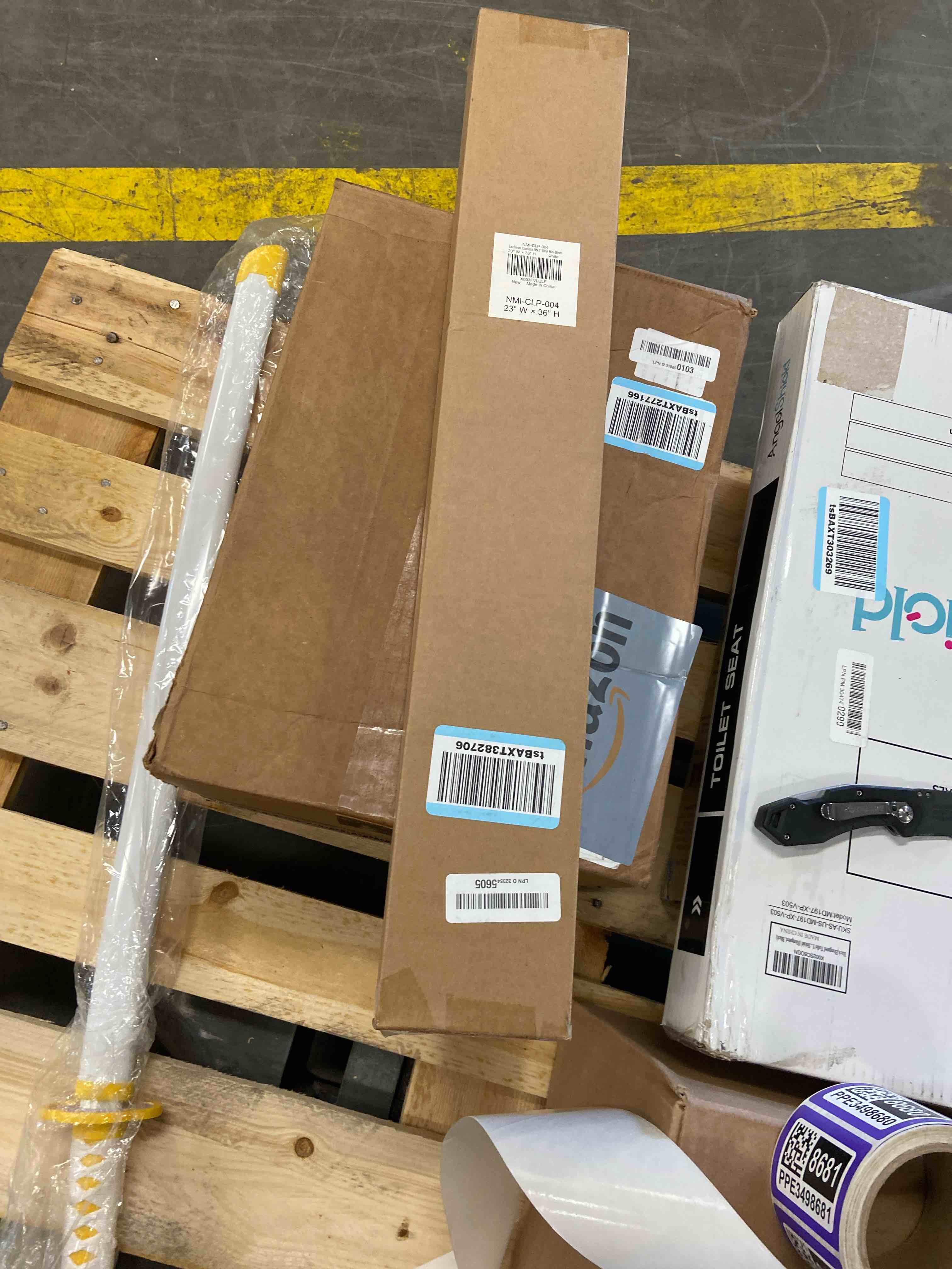 https://s3.amazonaws.com/lotting-images-prod/bidfta/PPE3498678_1761061656345.jpeg