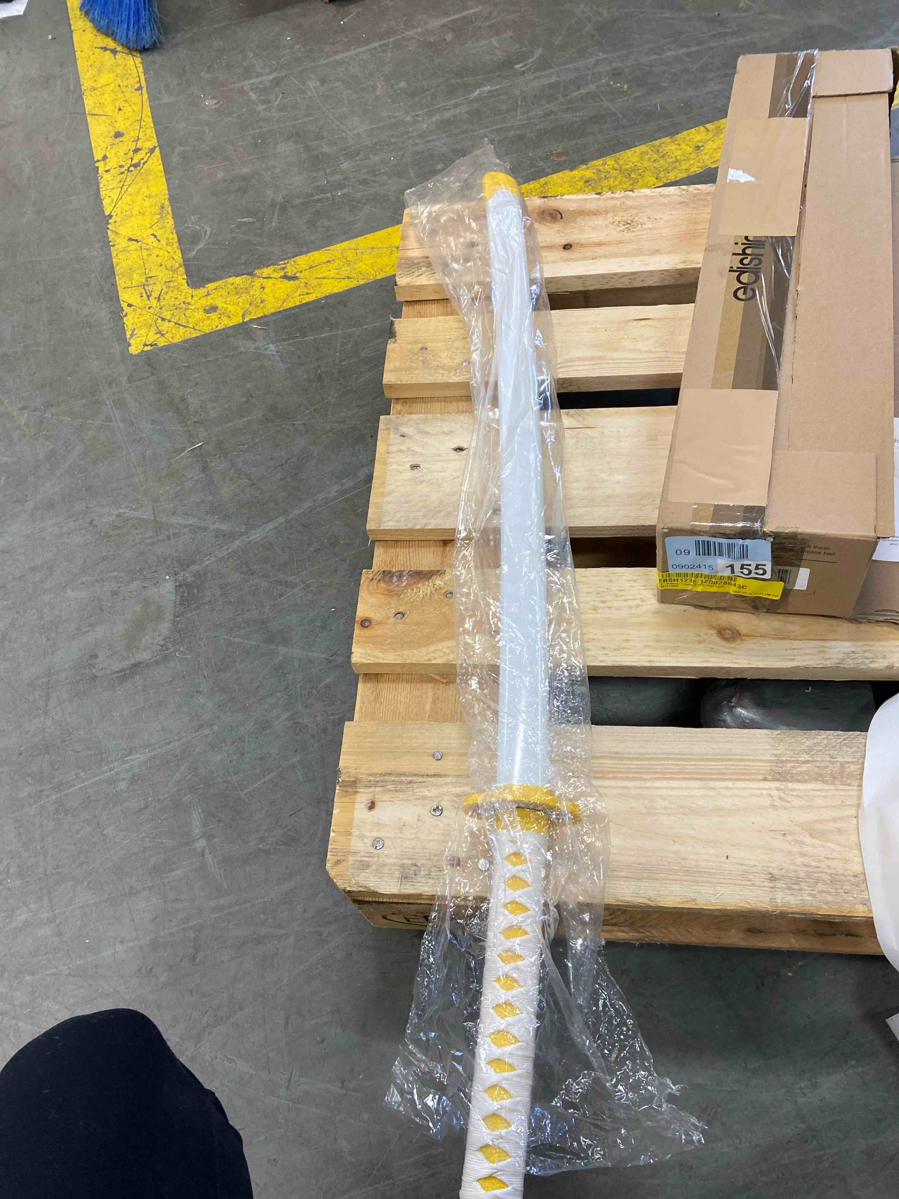 https://s3.amazonaws.com/lotting-images-prod/bidfta/PPE3498680_1761061827245.jpeg