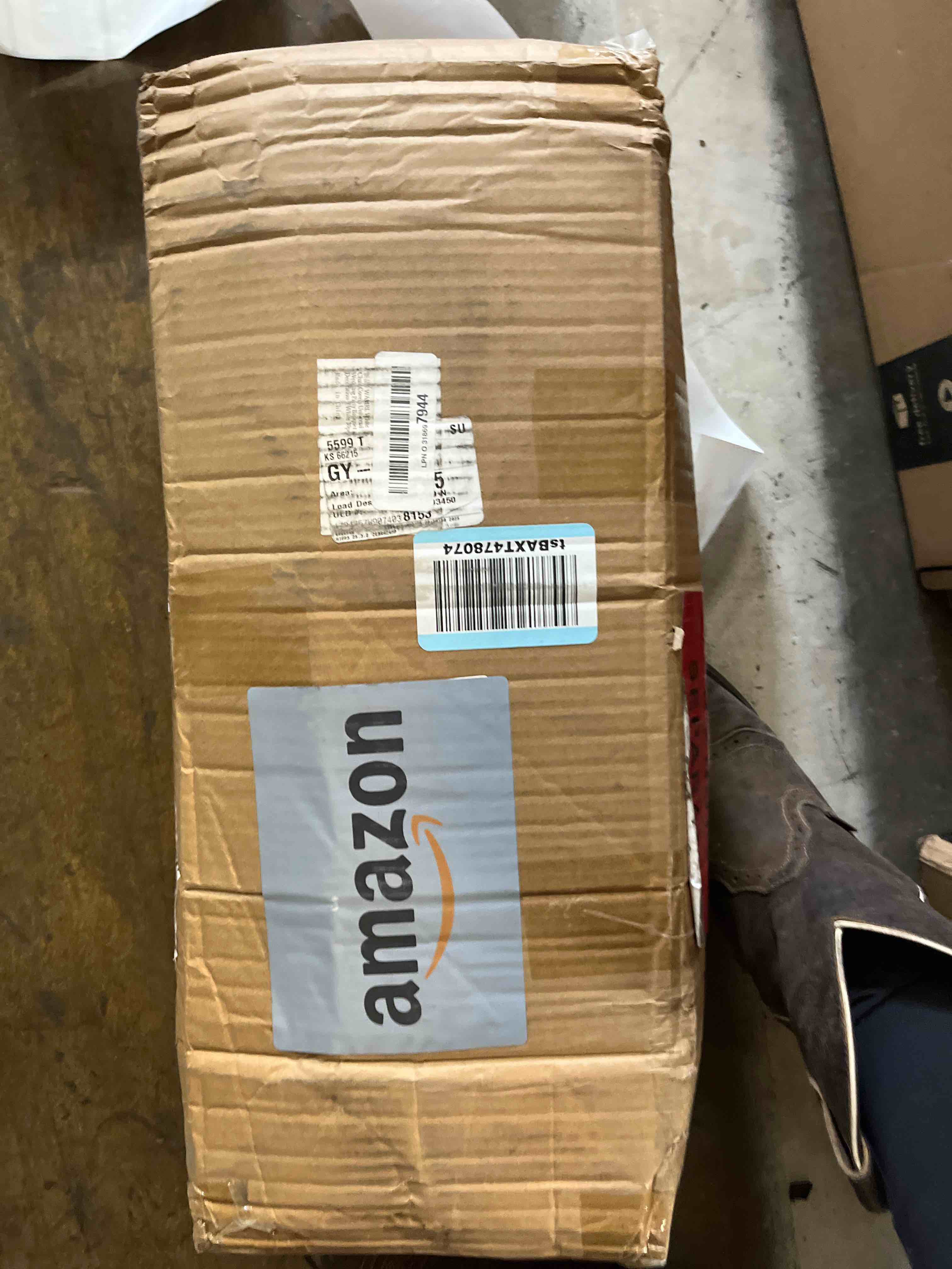 https://s3.amazonaws.com/lotting-images-prod/bidfta/PPE3507397_1757360816297.jpeg