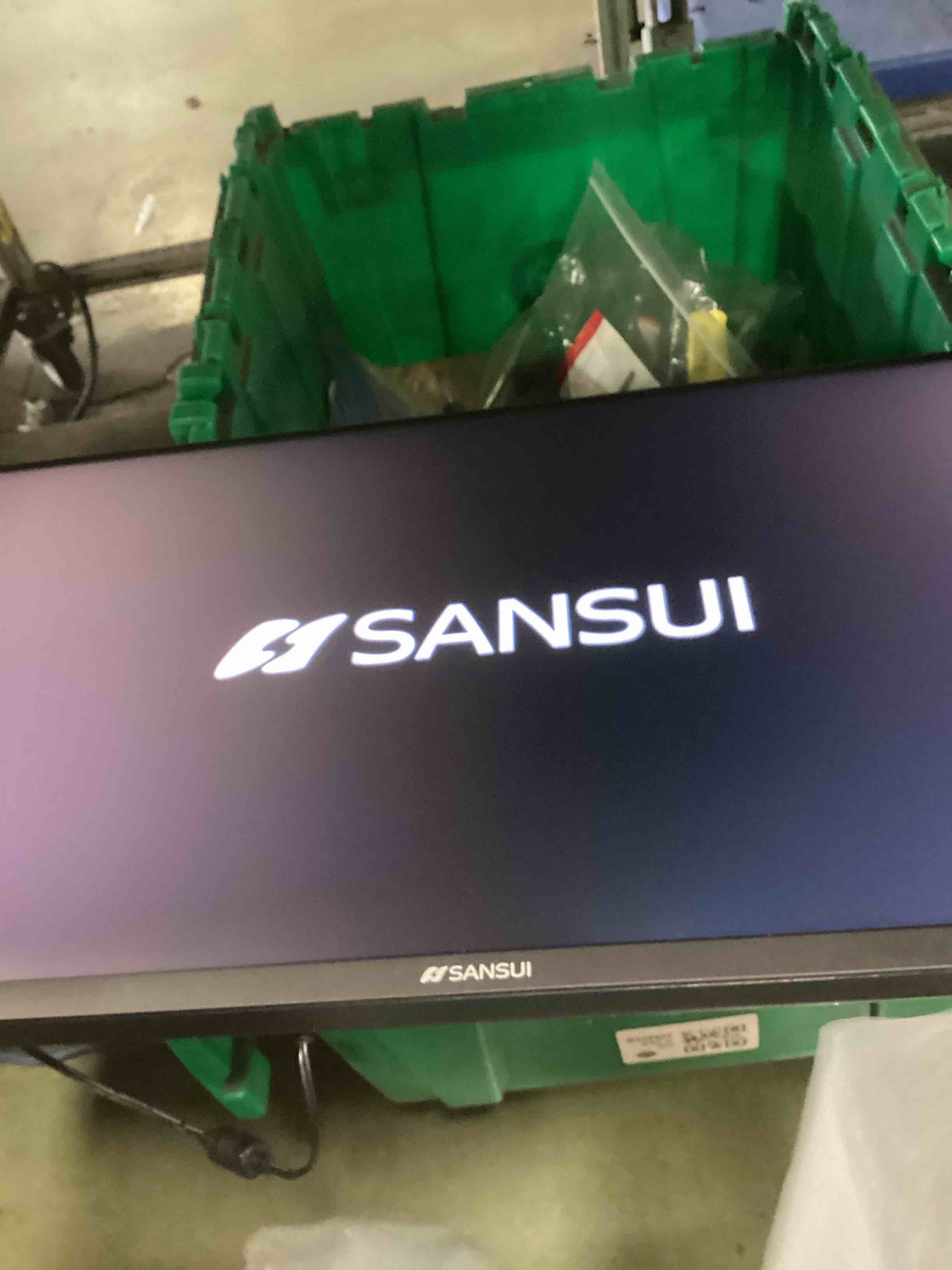 https://s3.amazonaws.com/lotting-images-prod/bidfta/PPE3526577_1752695110975.jpeg