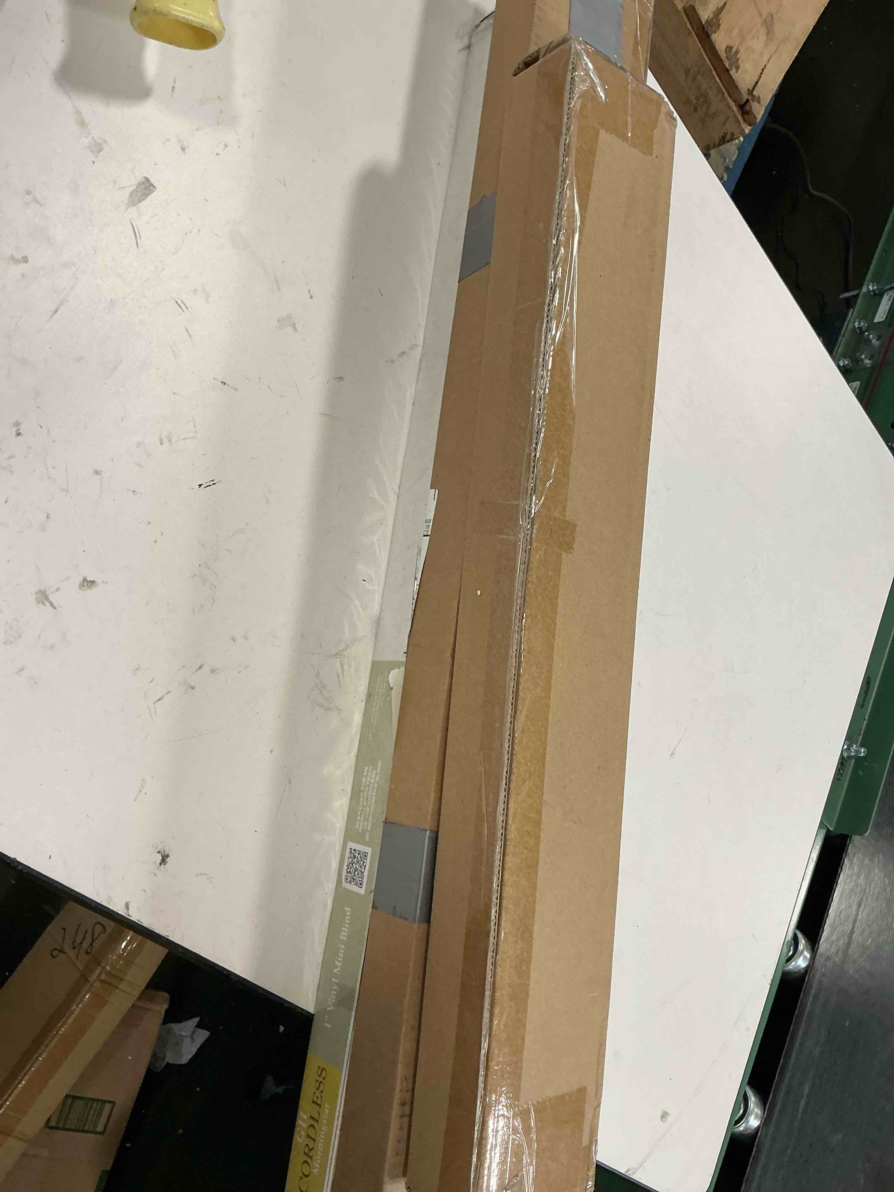 https://s3.amazonaws.com/lotting-images-prod/bidfta/PPE3535211_1755547267935.jpeg