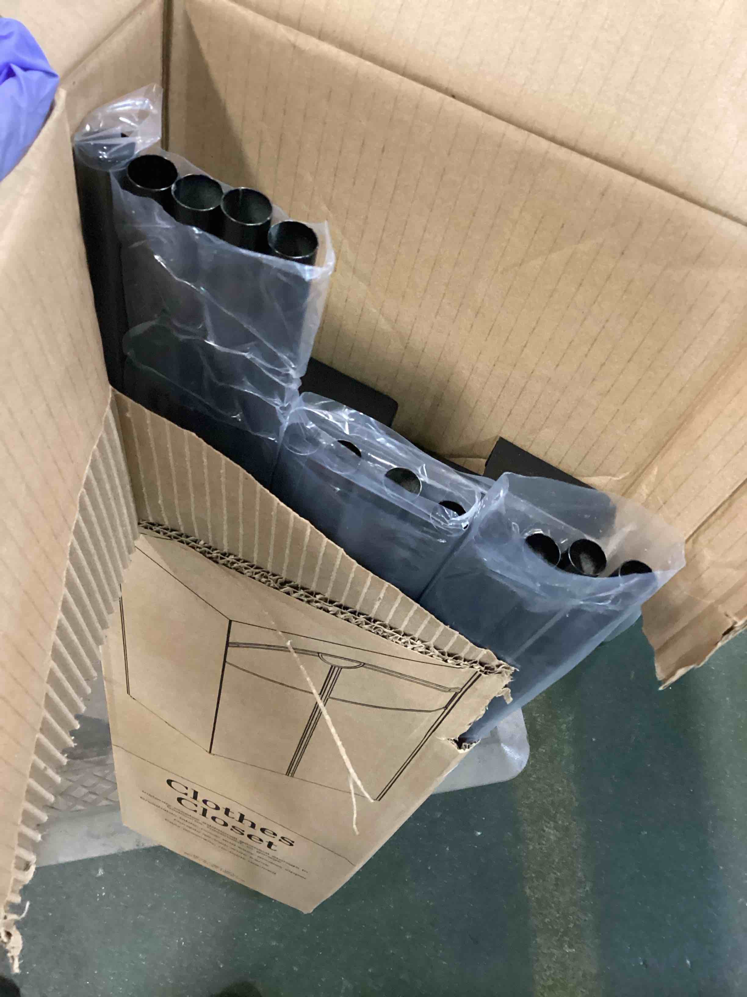 https://s3.amazonaws.com/lotting-images-prod/bidfta/PPE3540496_1753451477504.jpeg