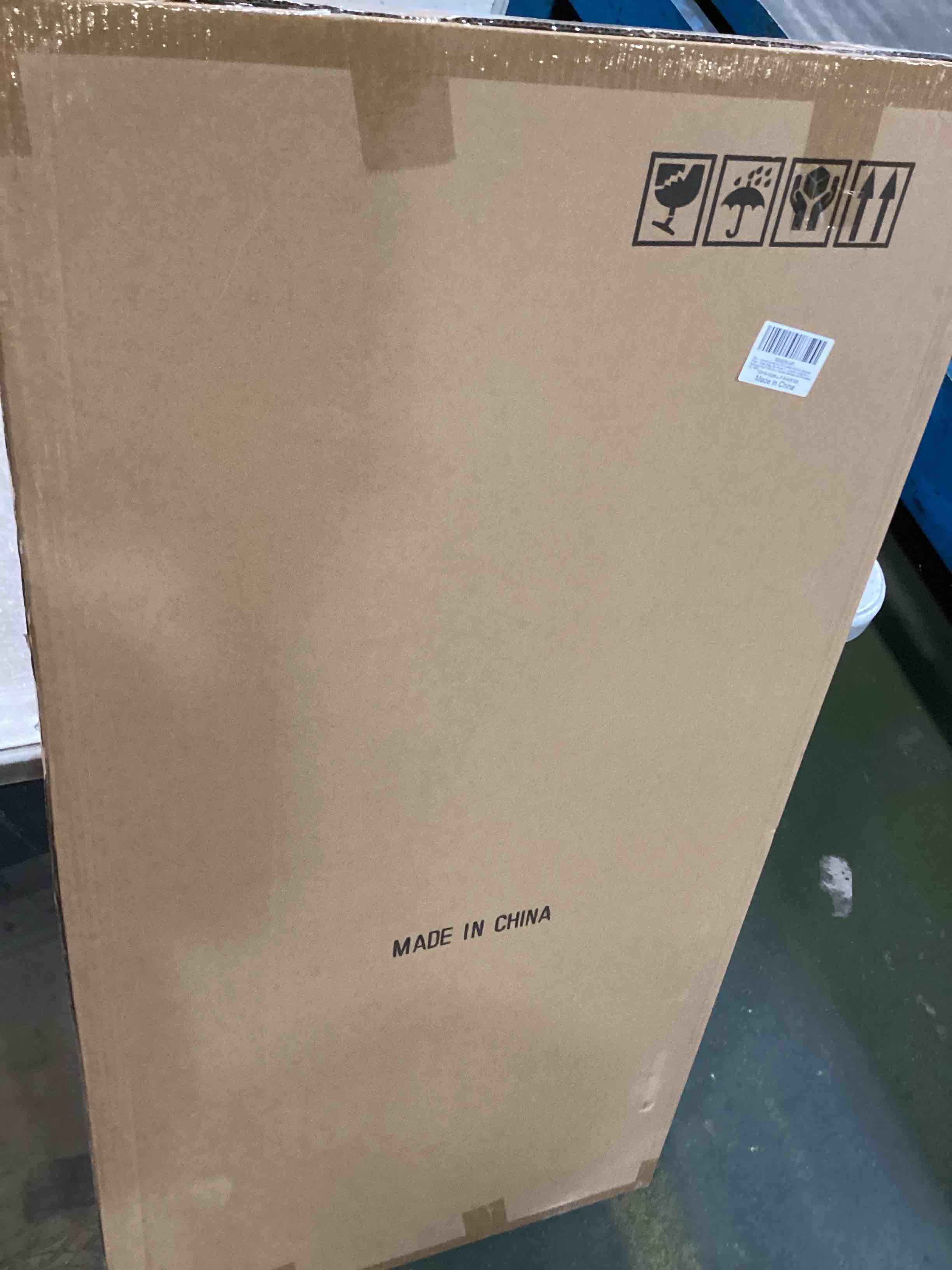 https://s3.amazonaws.com/lotting-images-prod/bidfta/PPE3540581_1753473146033.jpeg